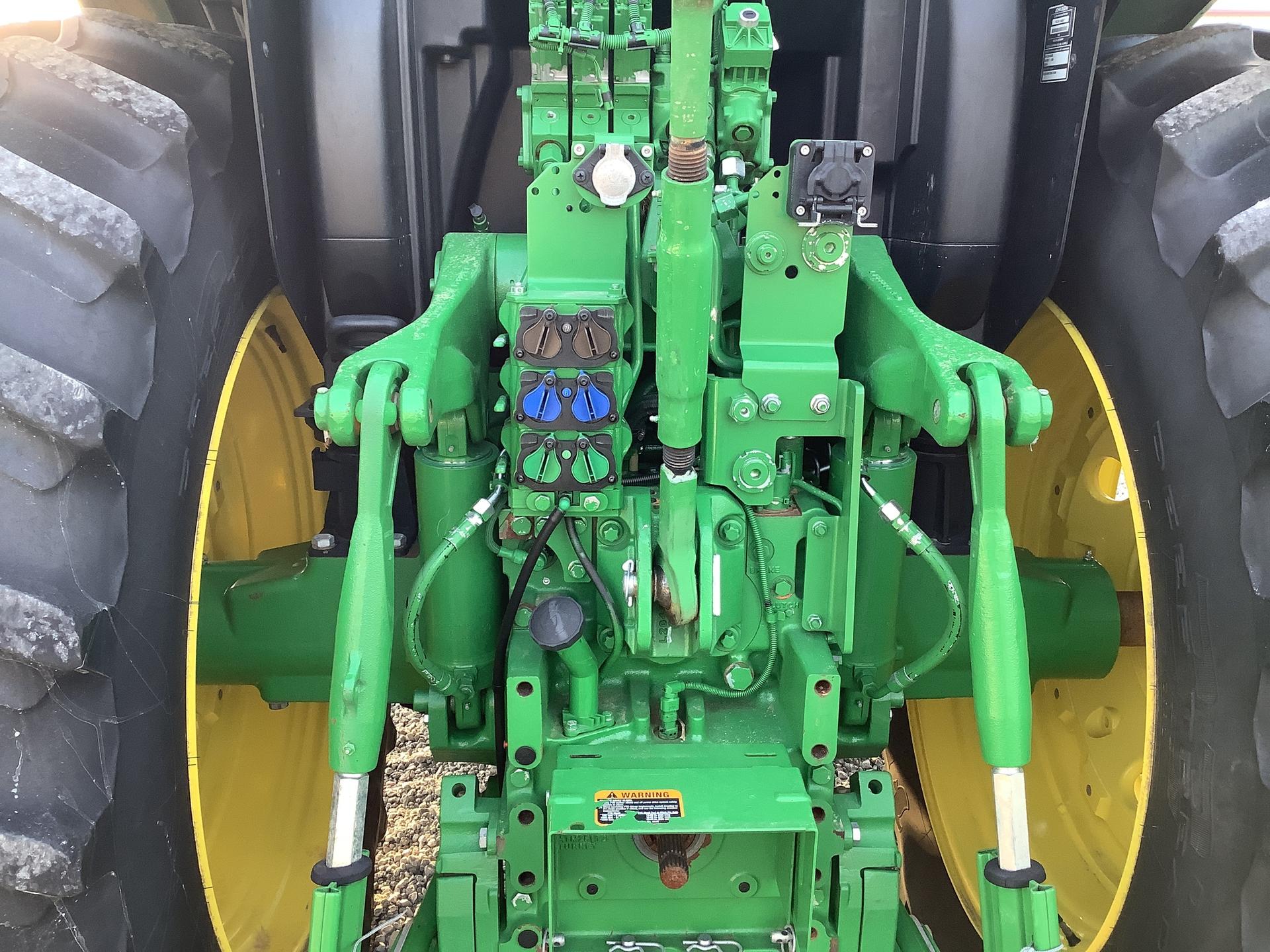 2022 John Deere 6155R Image