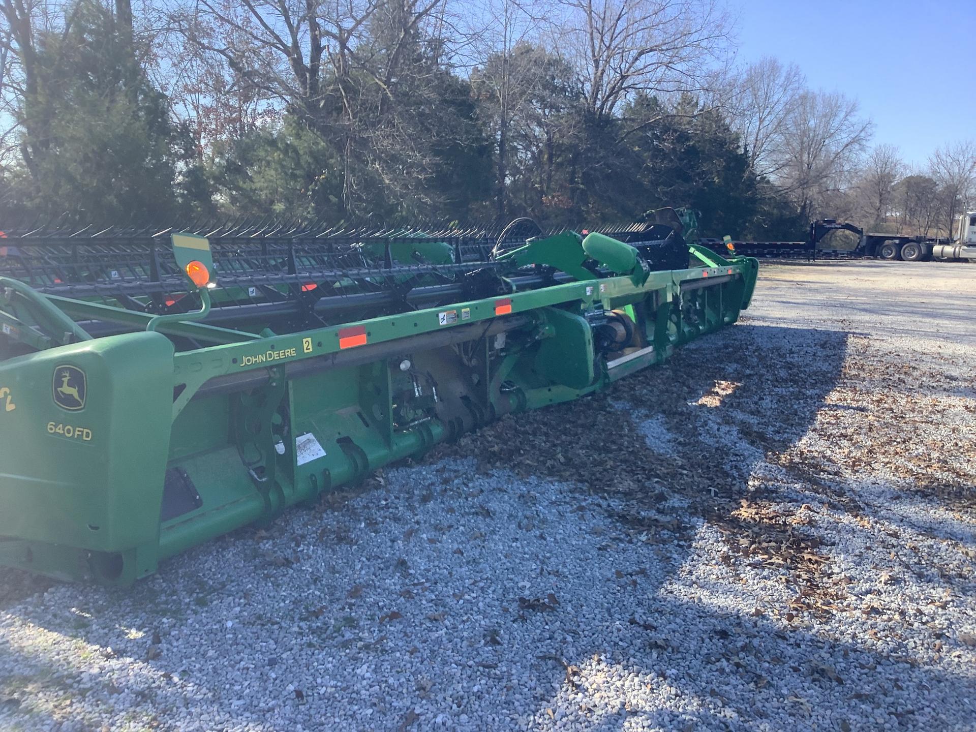 2013 John Deere 640FD Image