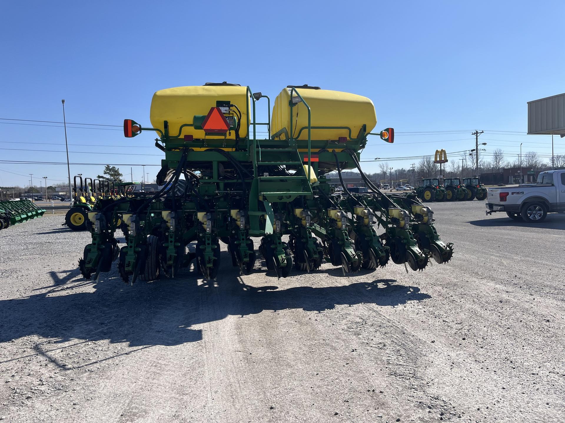 2011 John Deere DB44