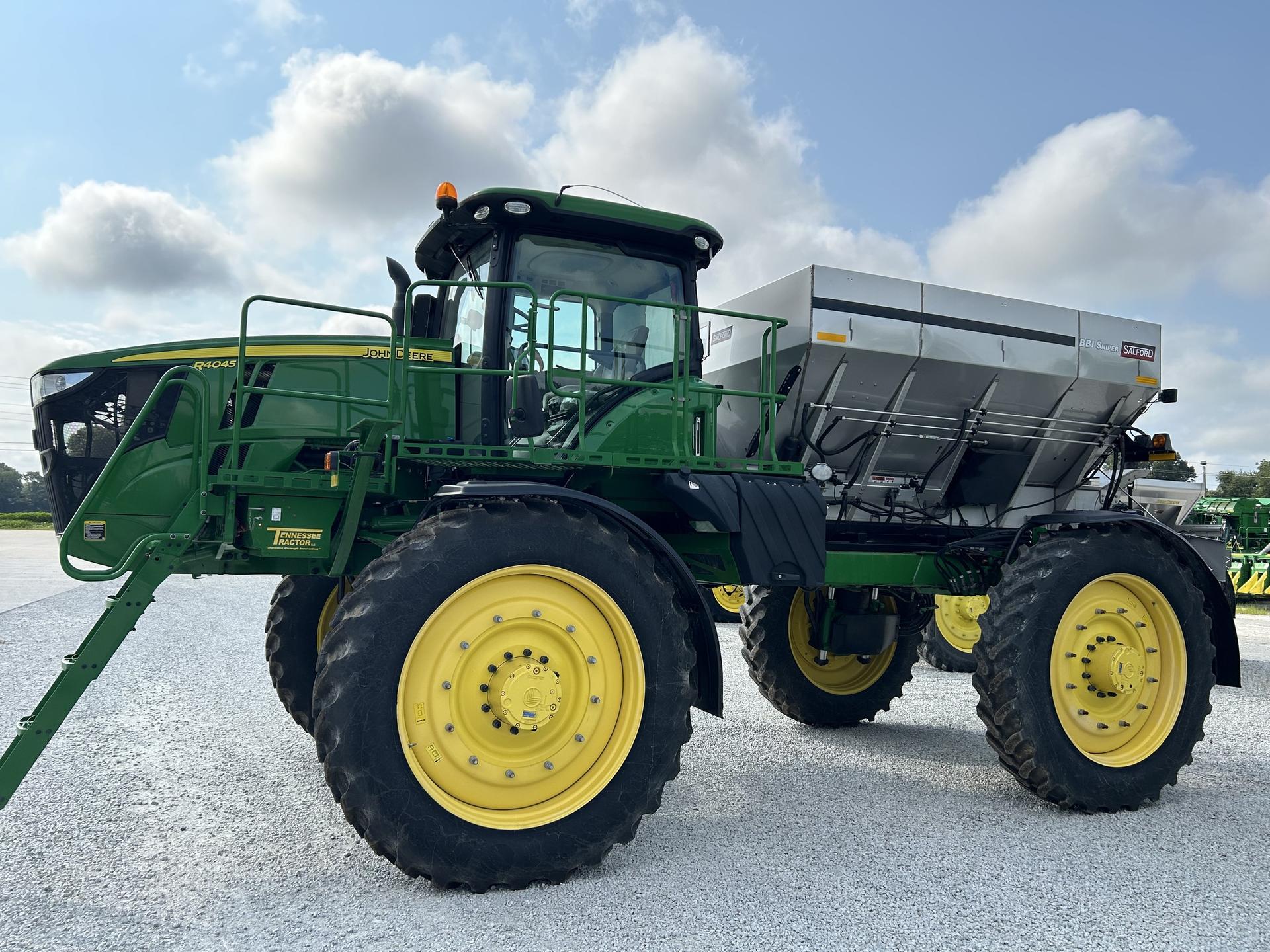 2021 John Deere R4045