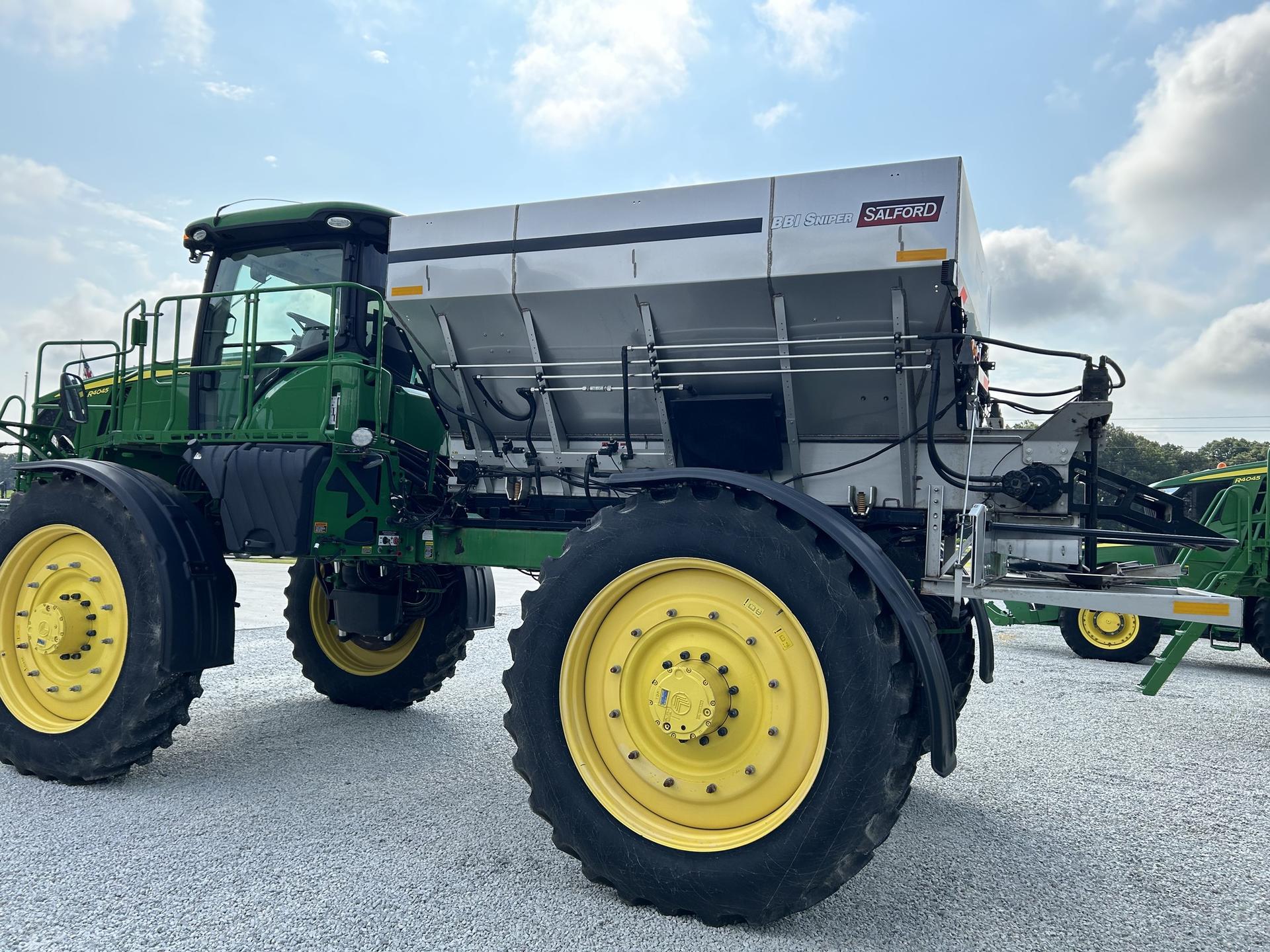 2021 John Deere R4045