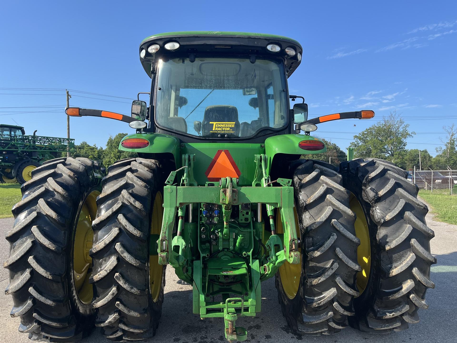 2012 John Deere 8235R