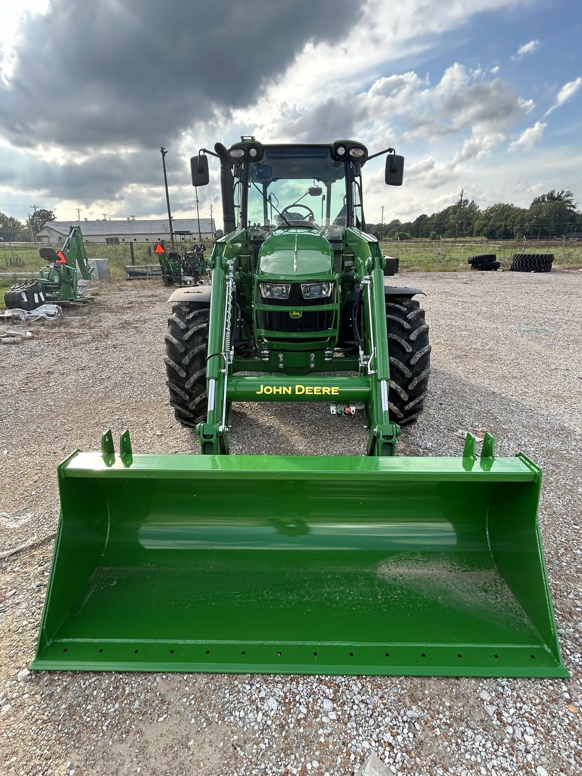 2023 John Deere 5115M