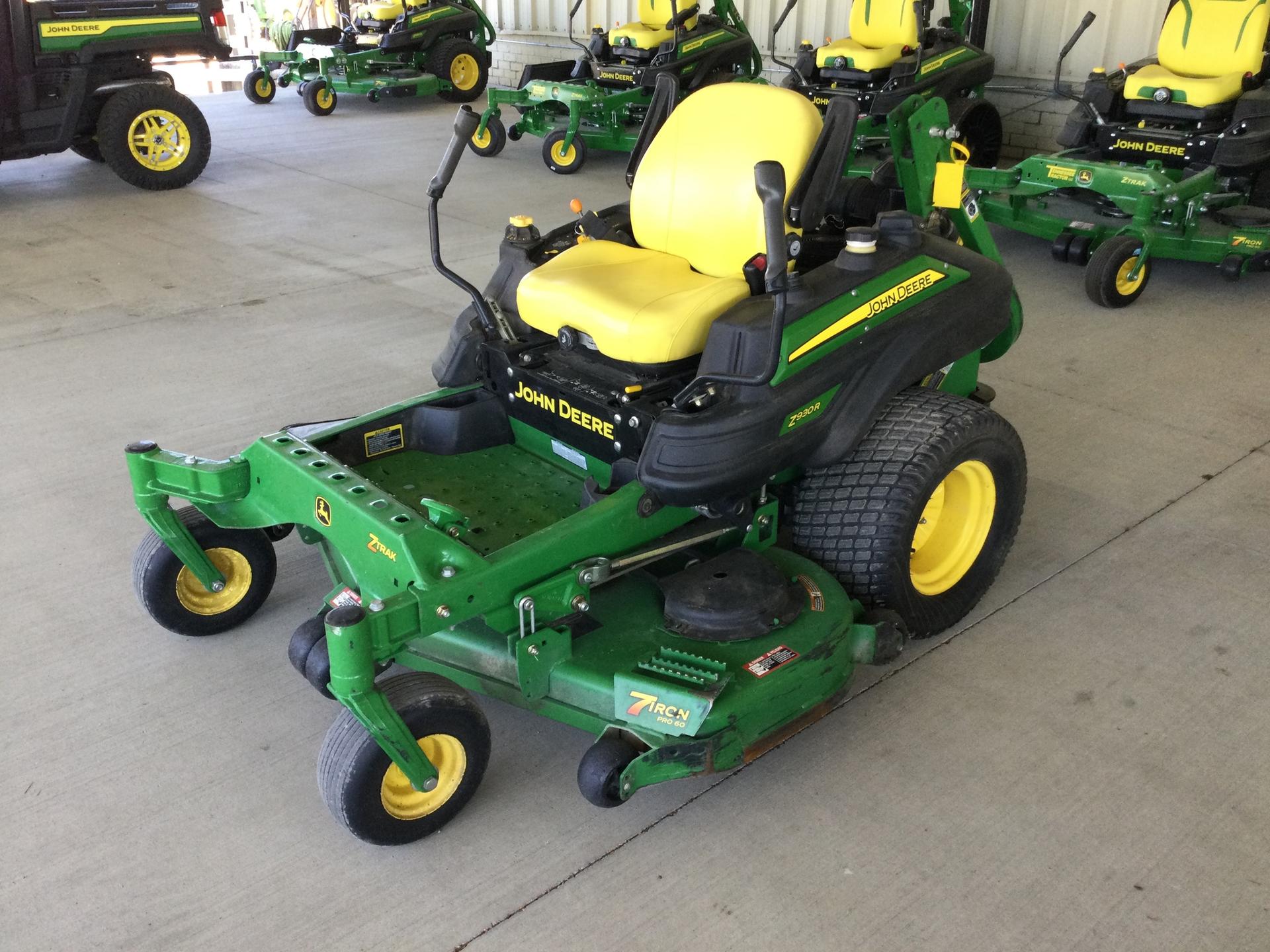 2013 John Deere Z930R