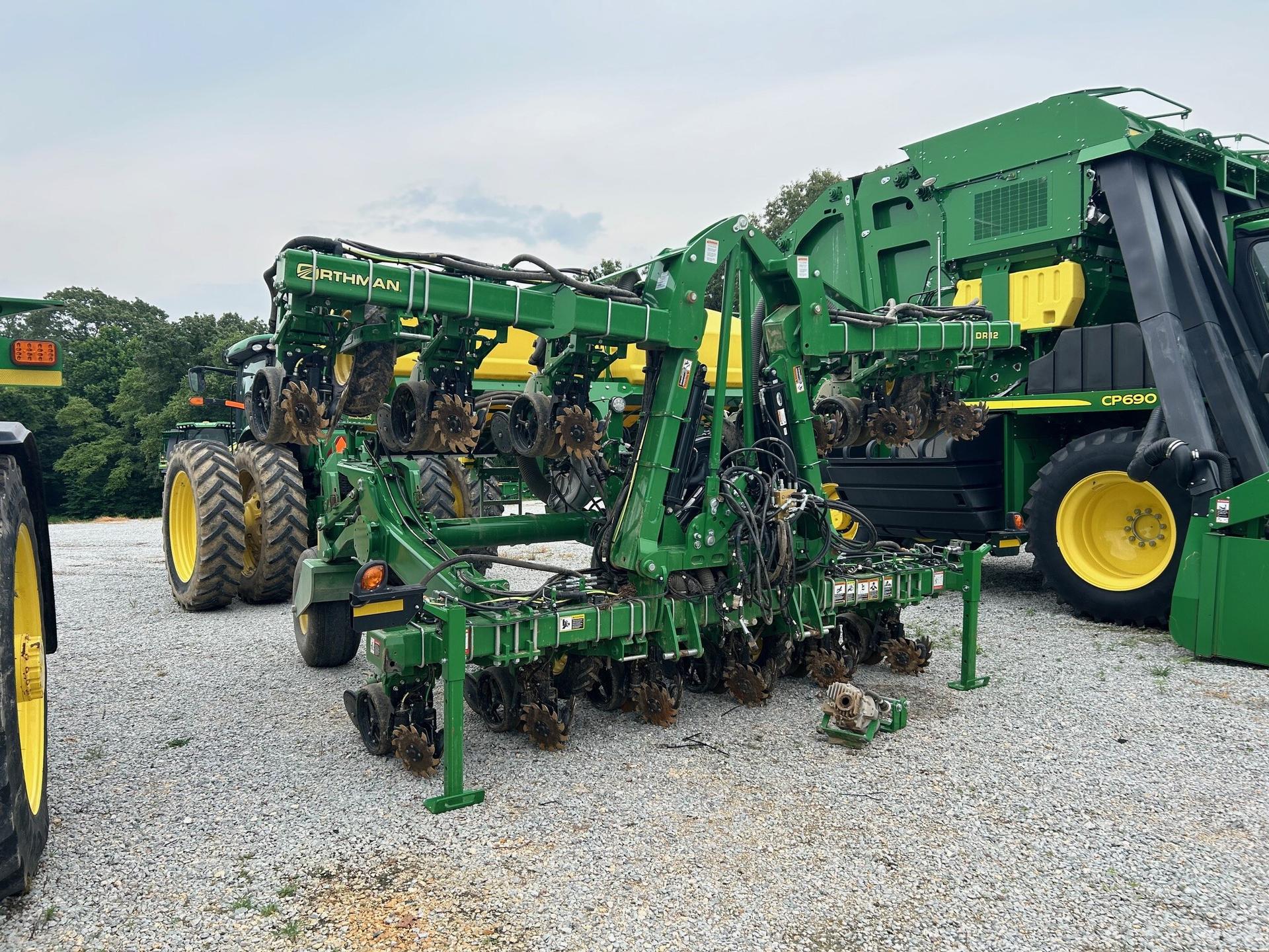 2022 John Deere DR12X