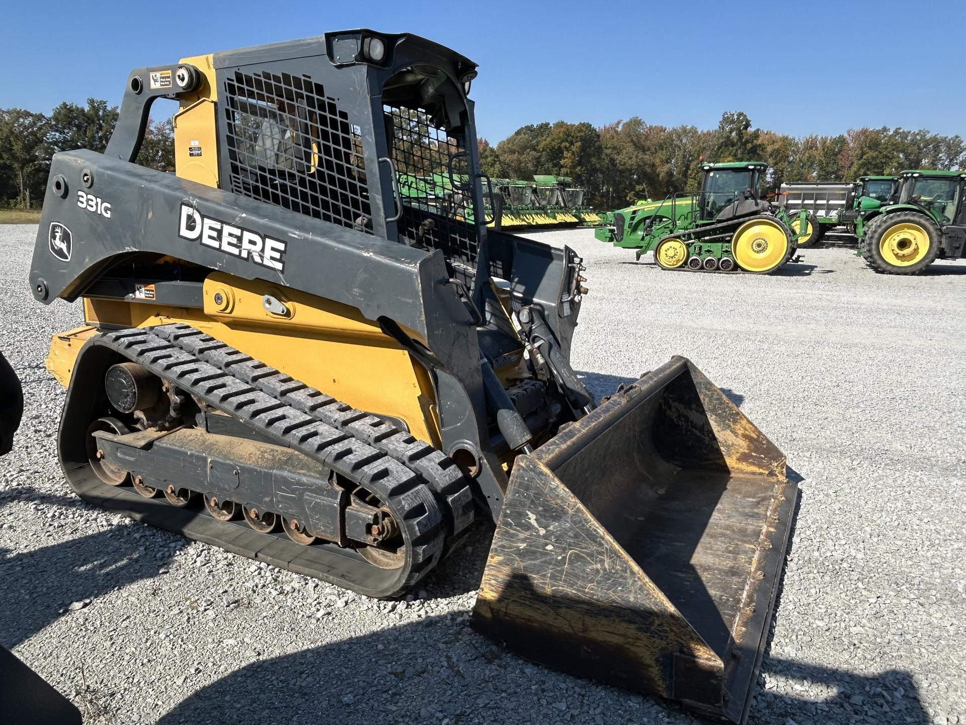 2019 John Deere 331G