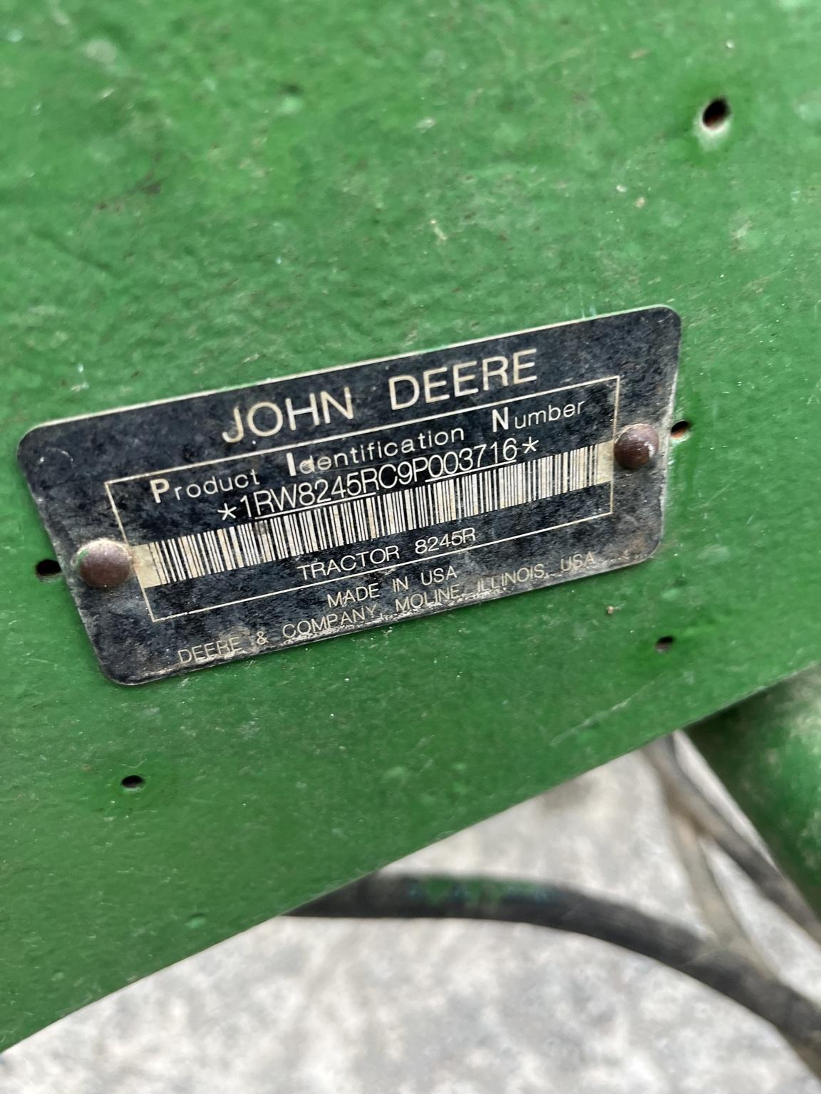 2010 John Deere 8245R