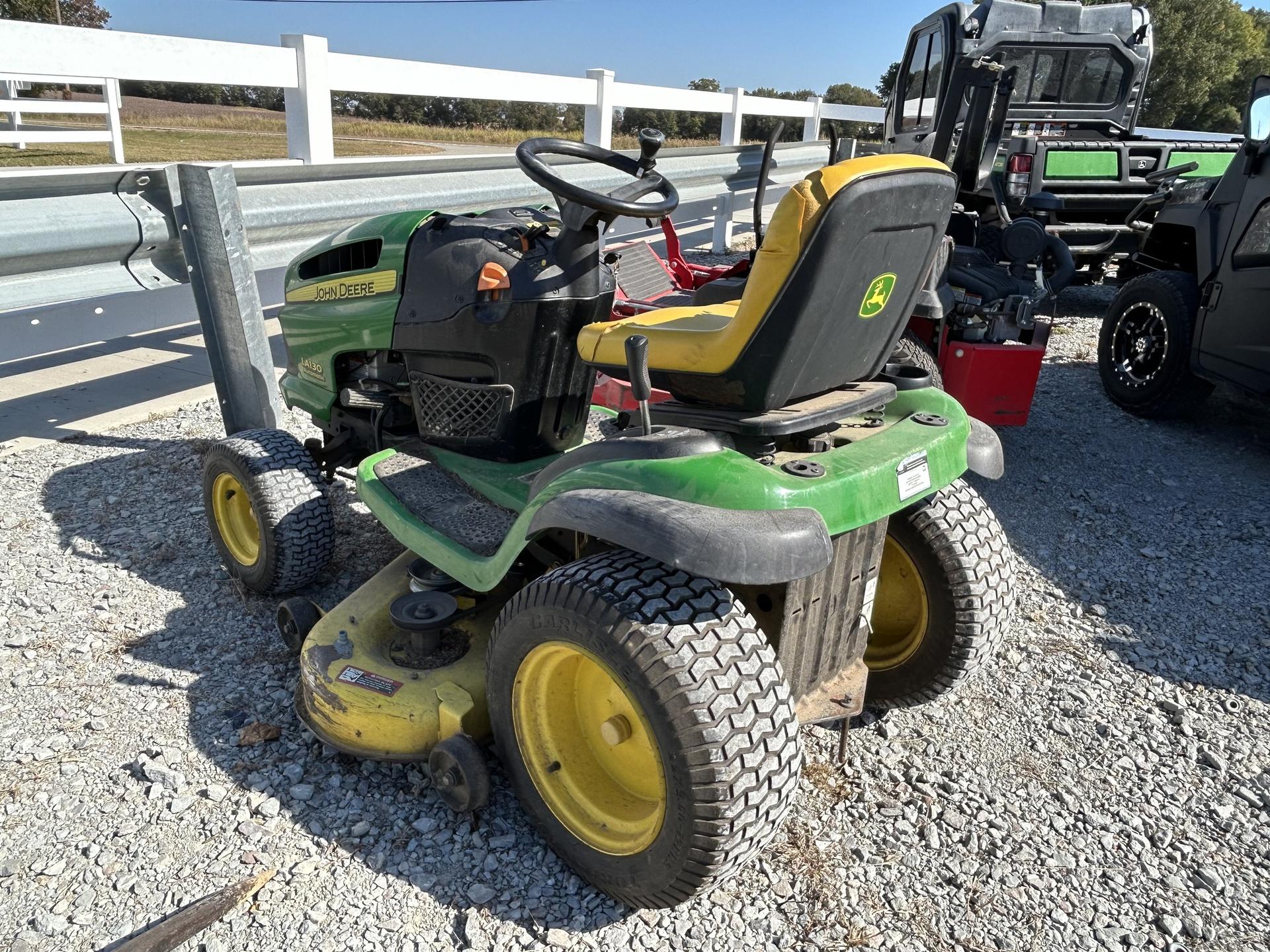 2007 John Deere LA130 Image