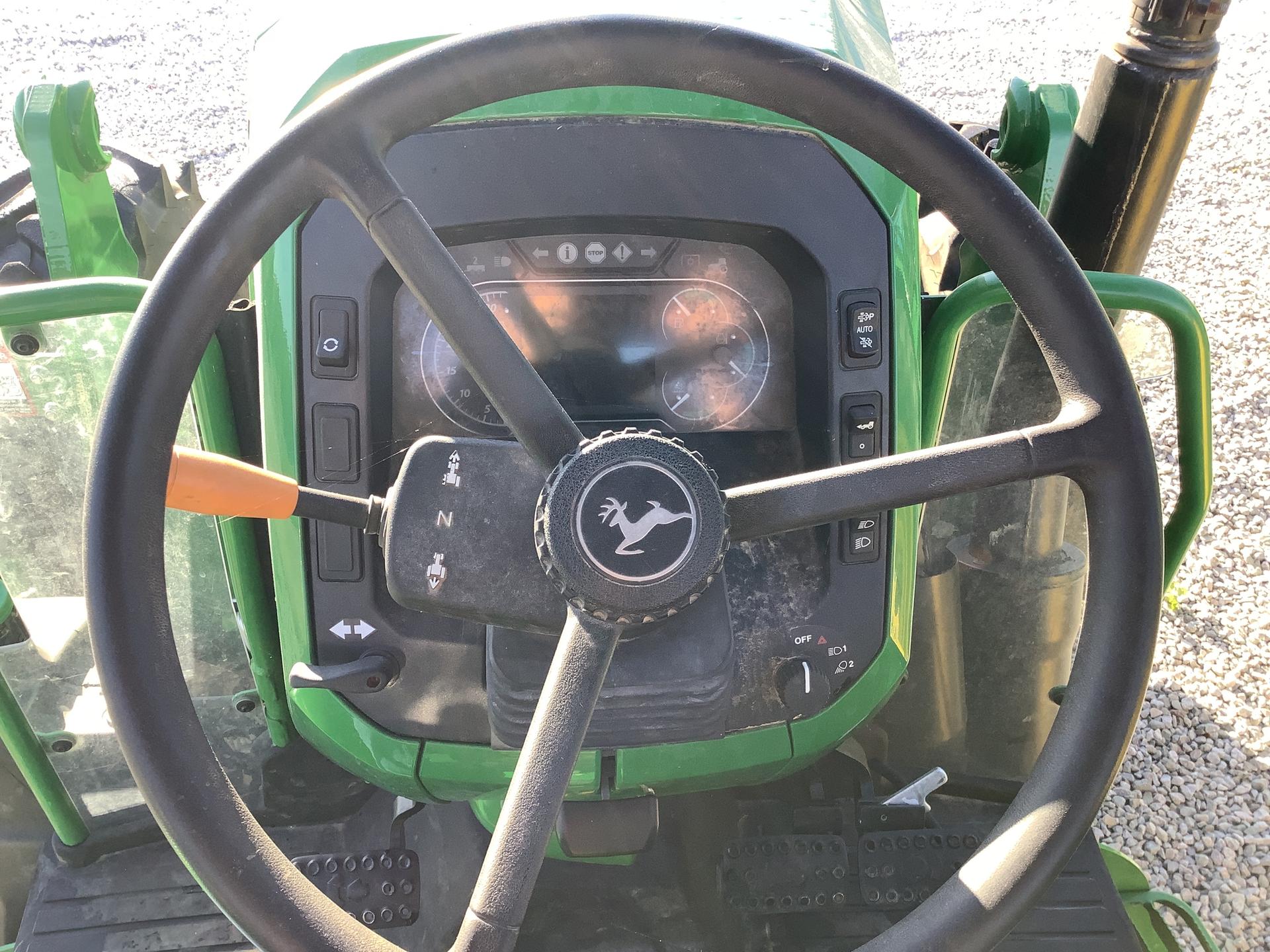 2023 John Deere 5100E