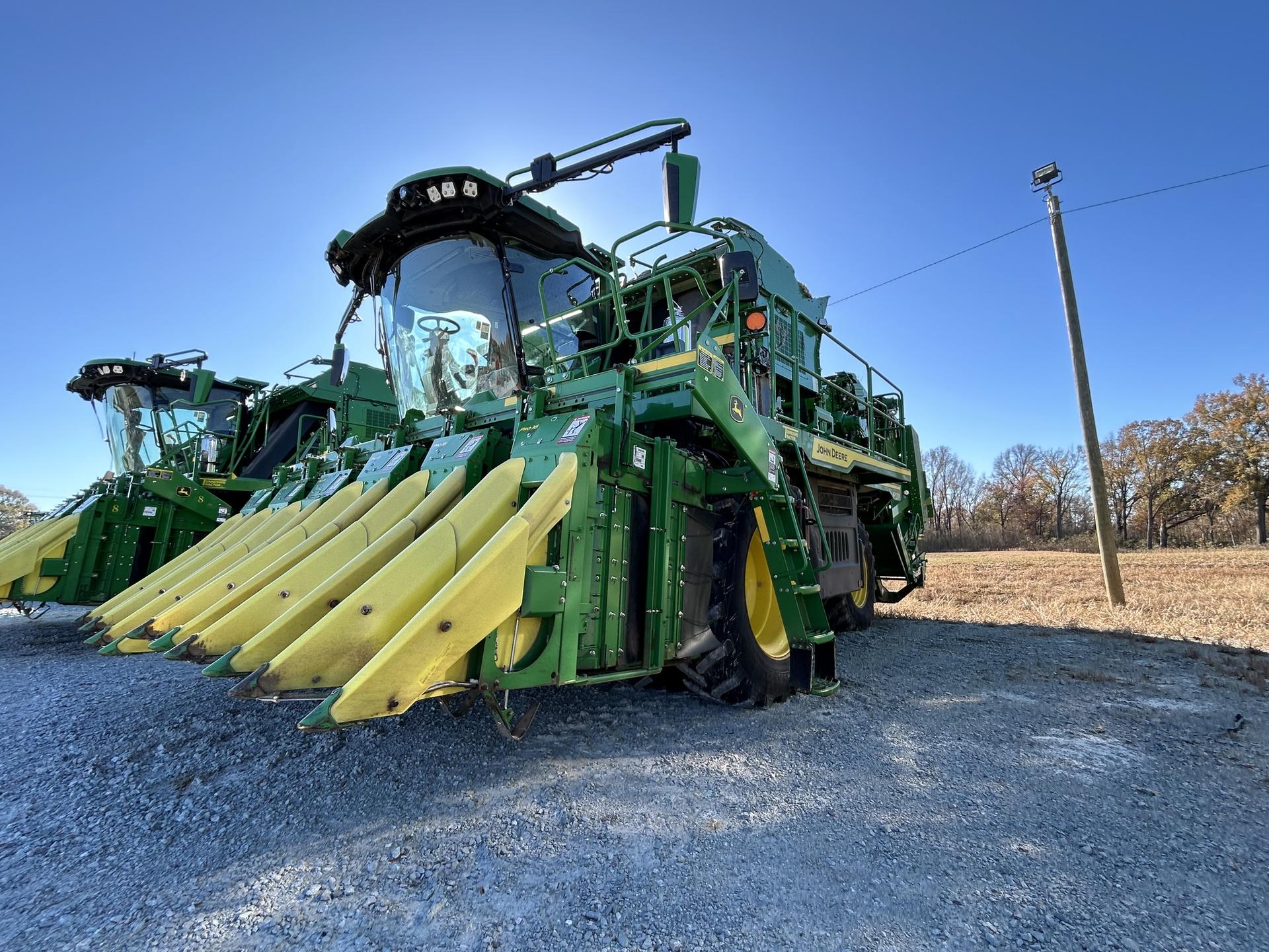 2023 John Deere CP770