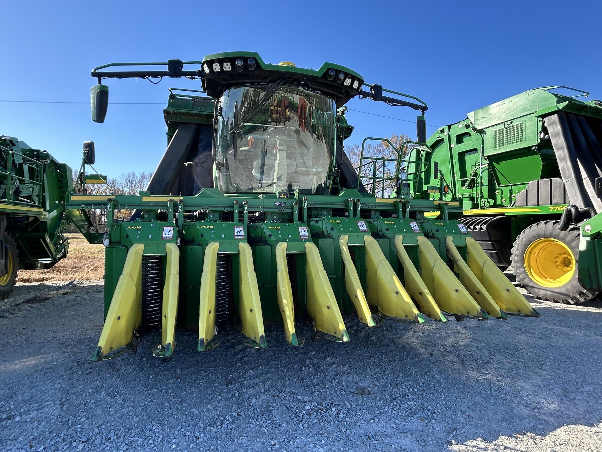 2023 John Deere CP770