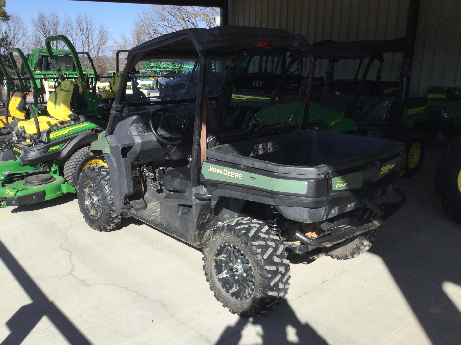 2019 John Deere 590M Image