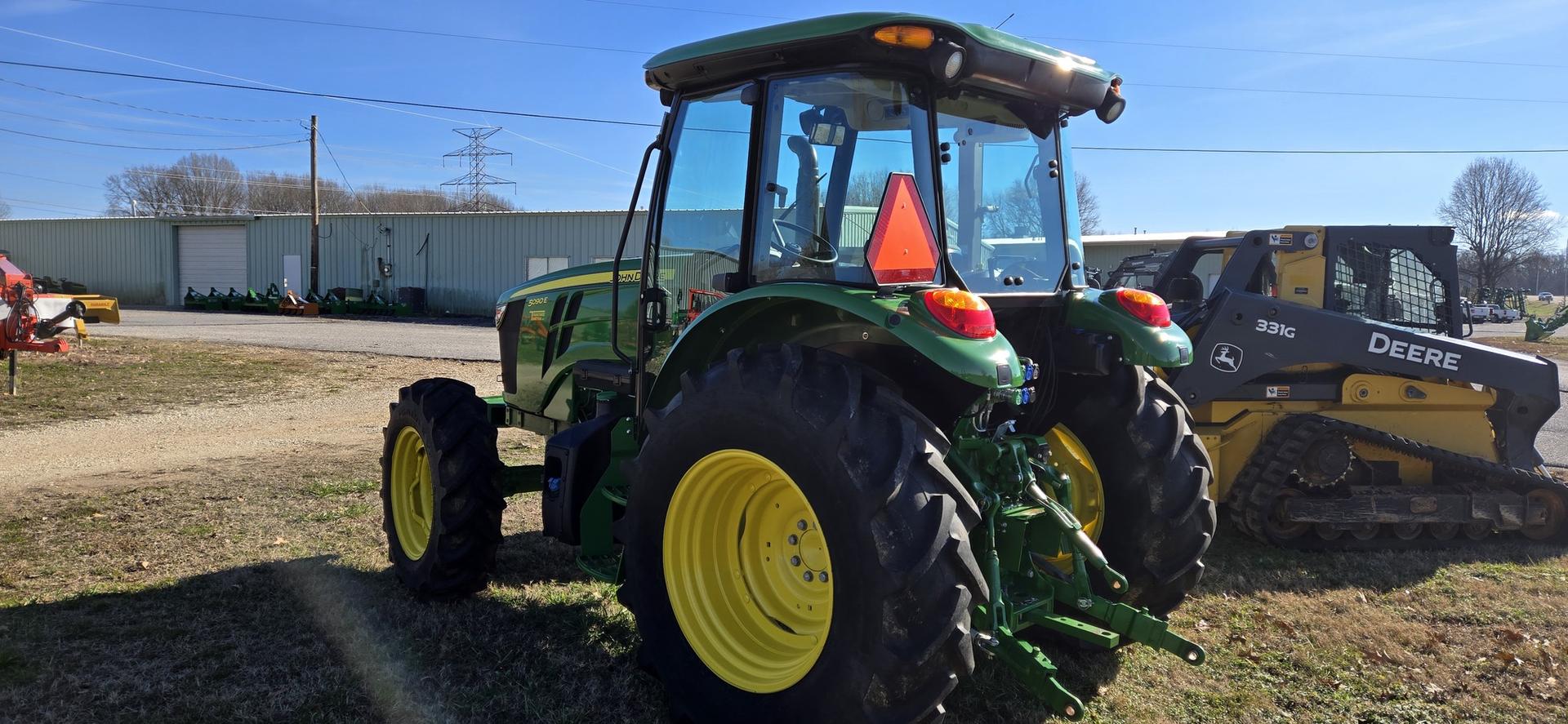 2022 John Deere 5090E Image