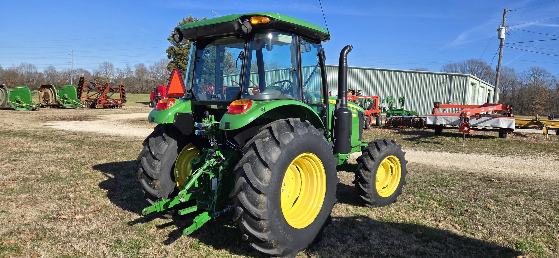 2022 John Deere 5090E Image