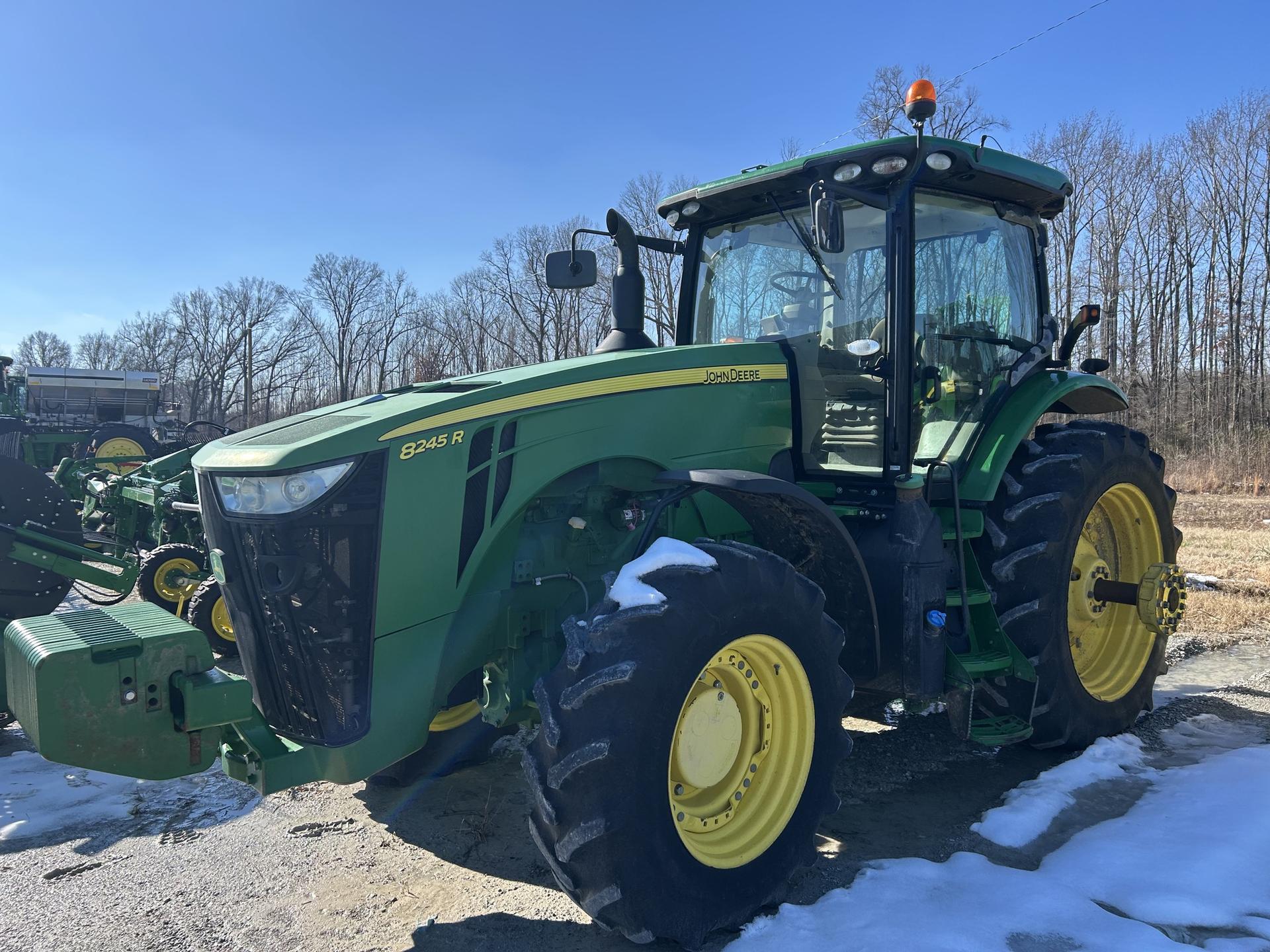 2015 John Deere 8245R Image