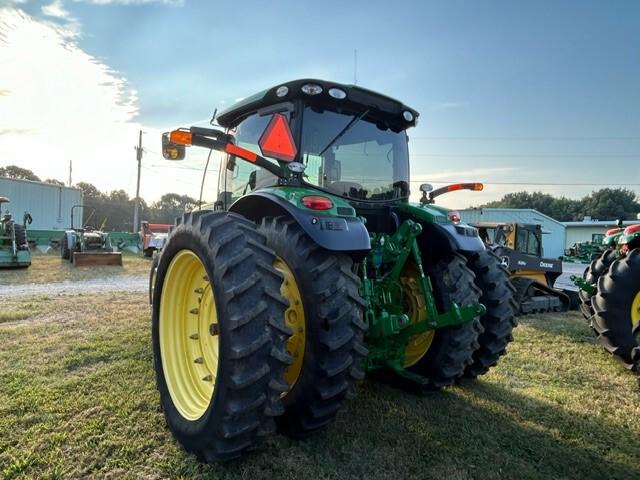 2013 John Deere 6150R