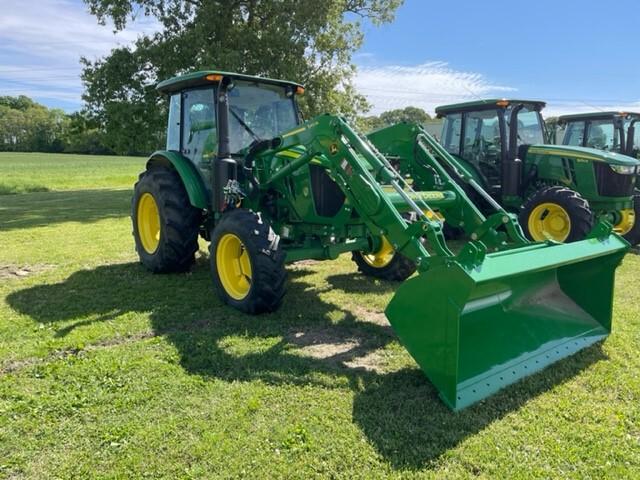 2022 John Deere 5100E