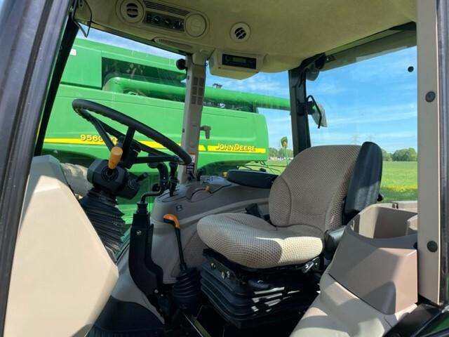 2022 John Deere 5100E