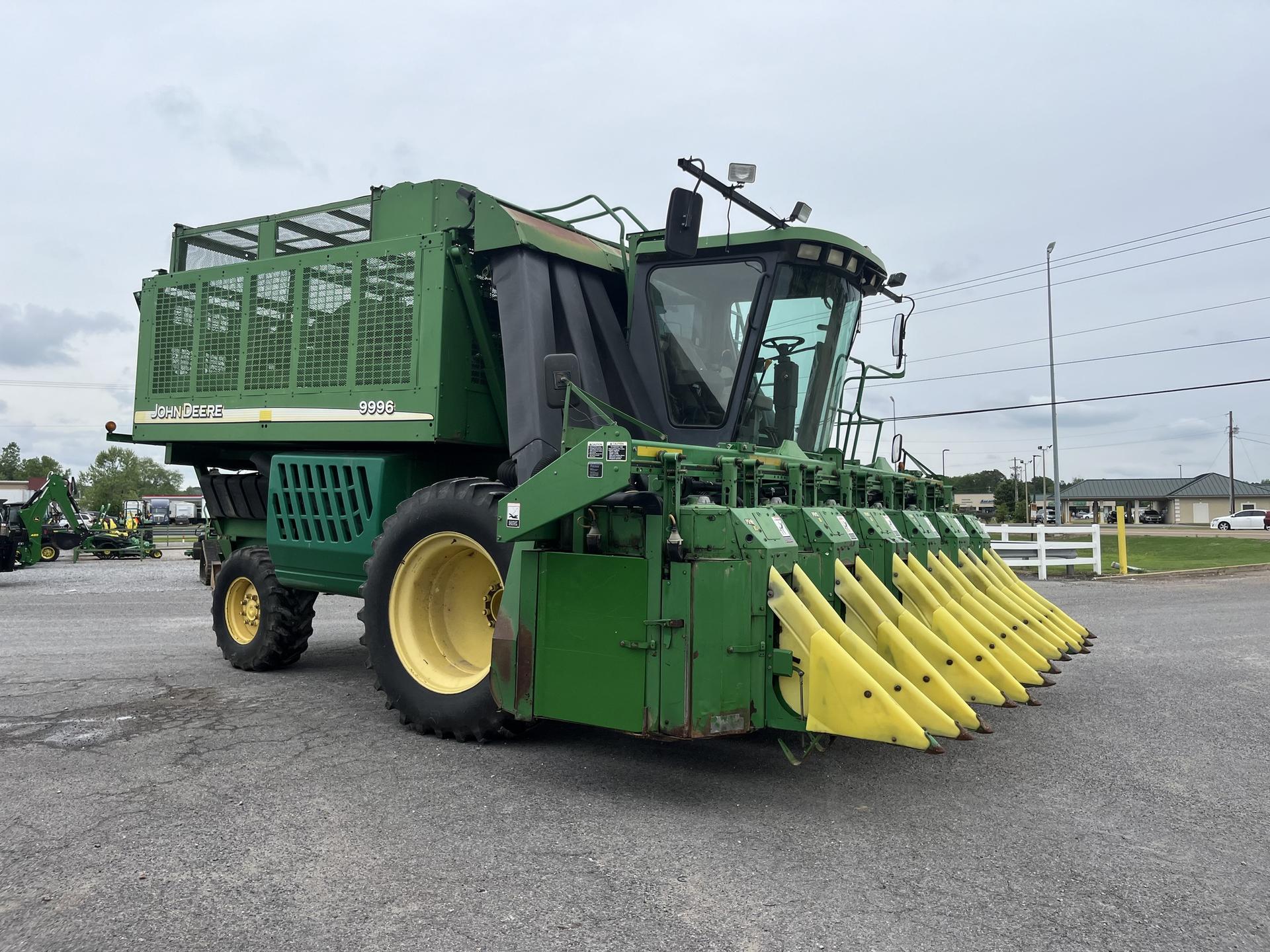 2005 John Deere 9996