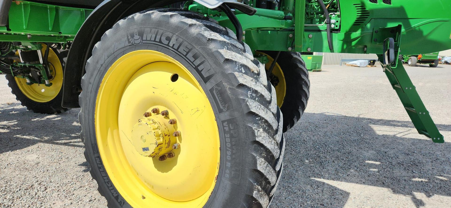 2018 John Deere R4038