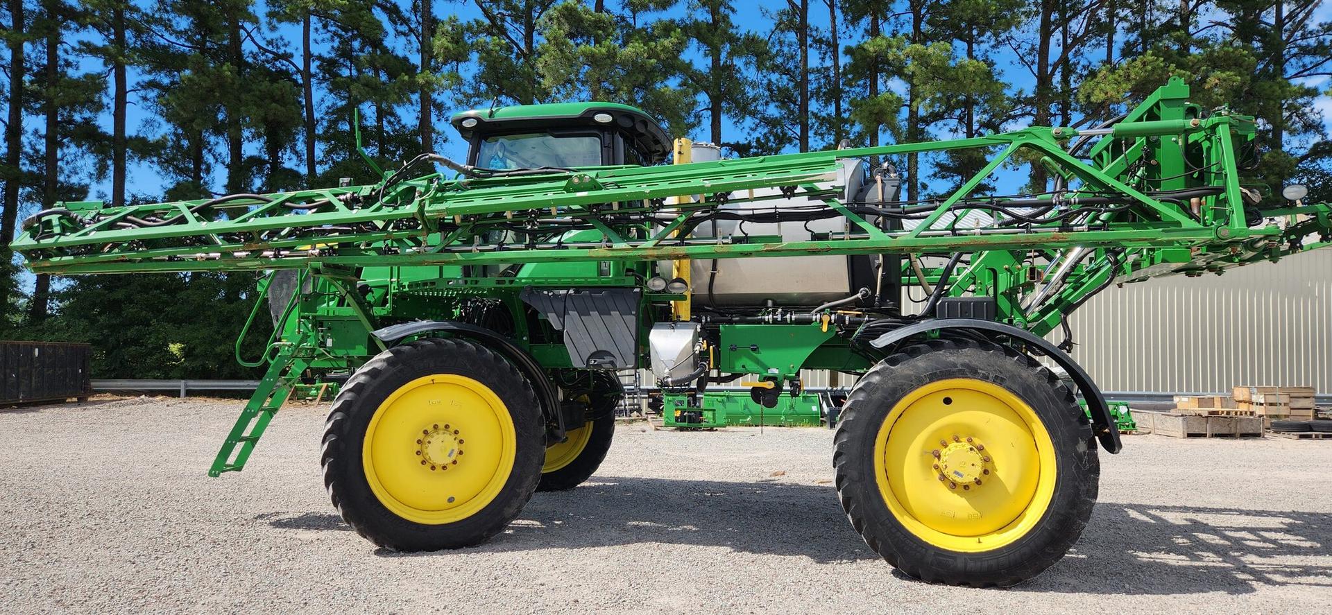 2018 John Deere R4038