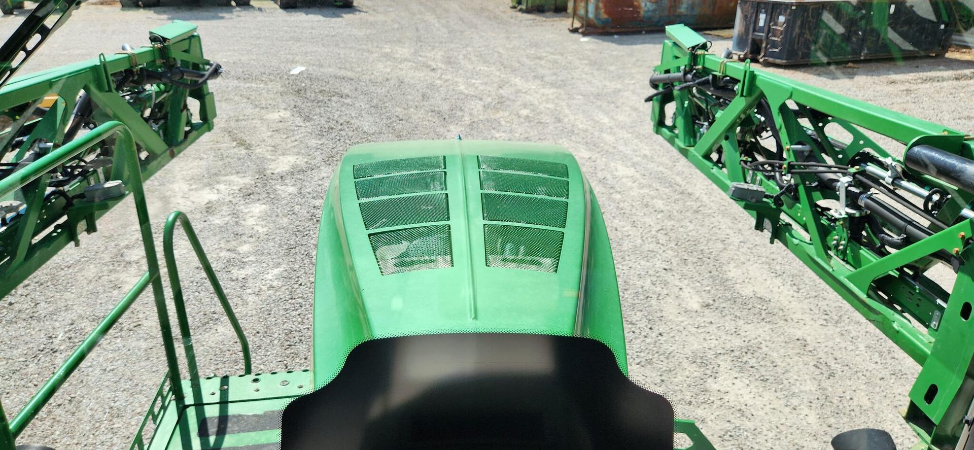 2018 John Deere R4038