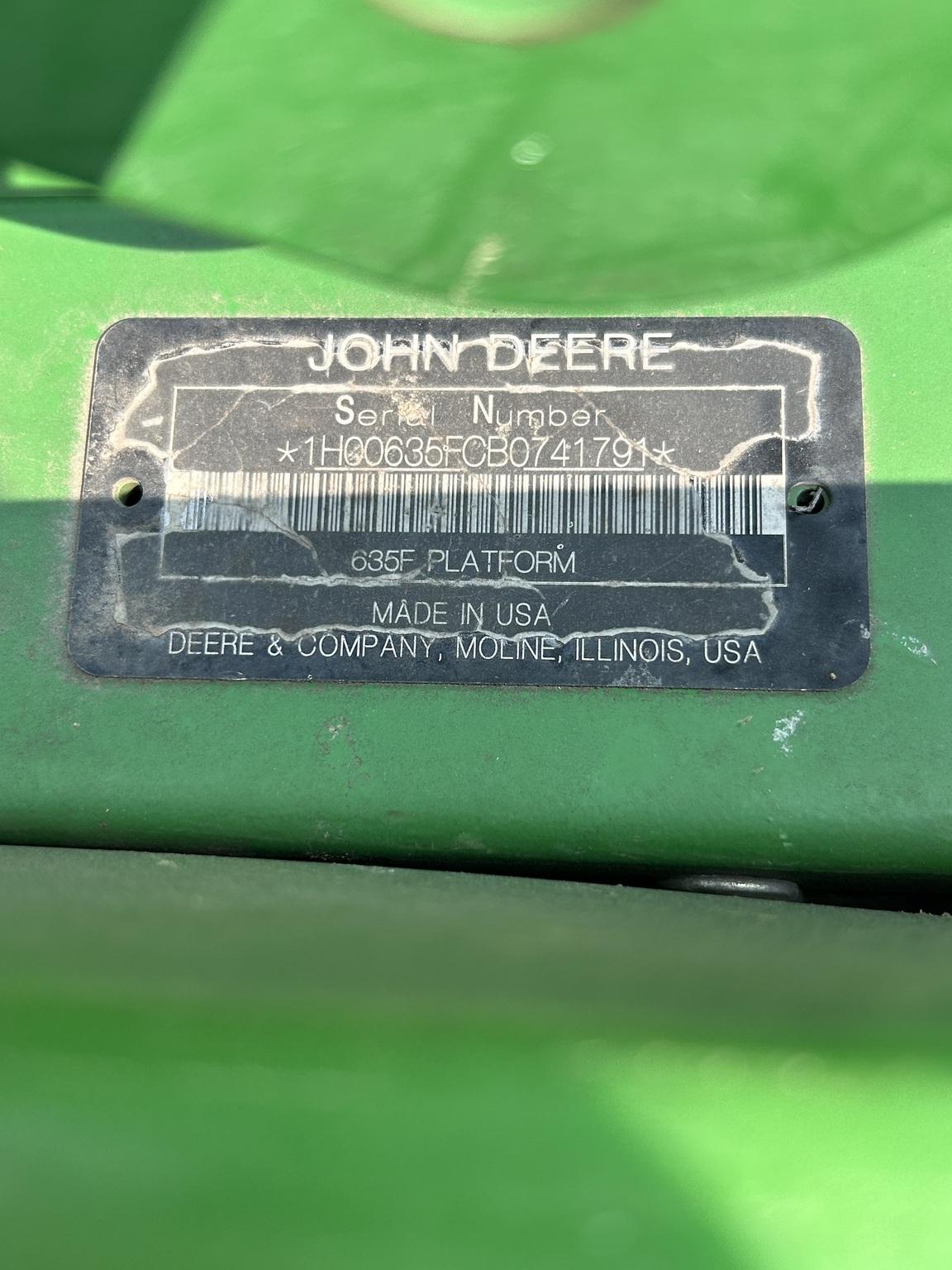 2011 John Deere 635F