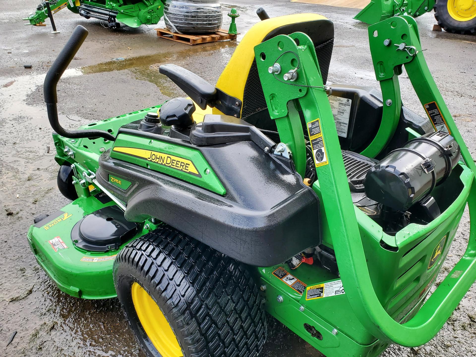 2019 John Deere Z915E