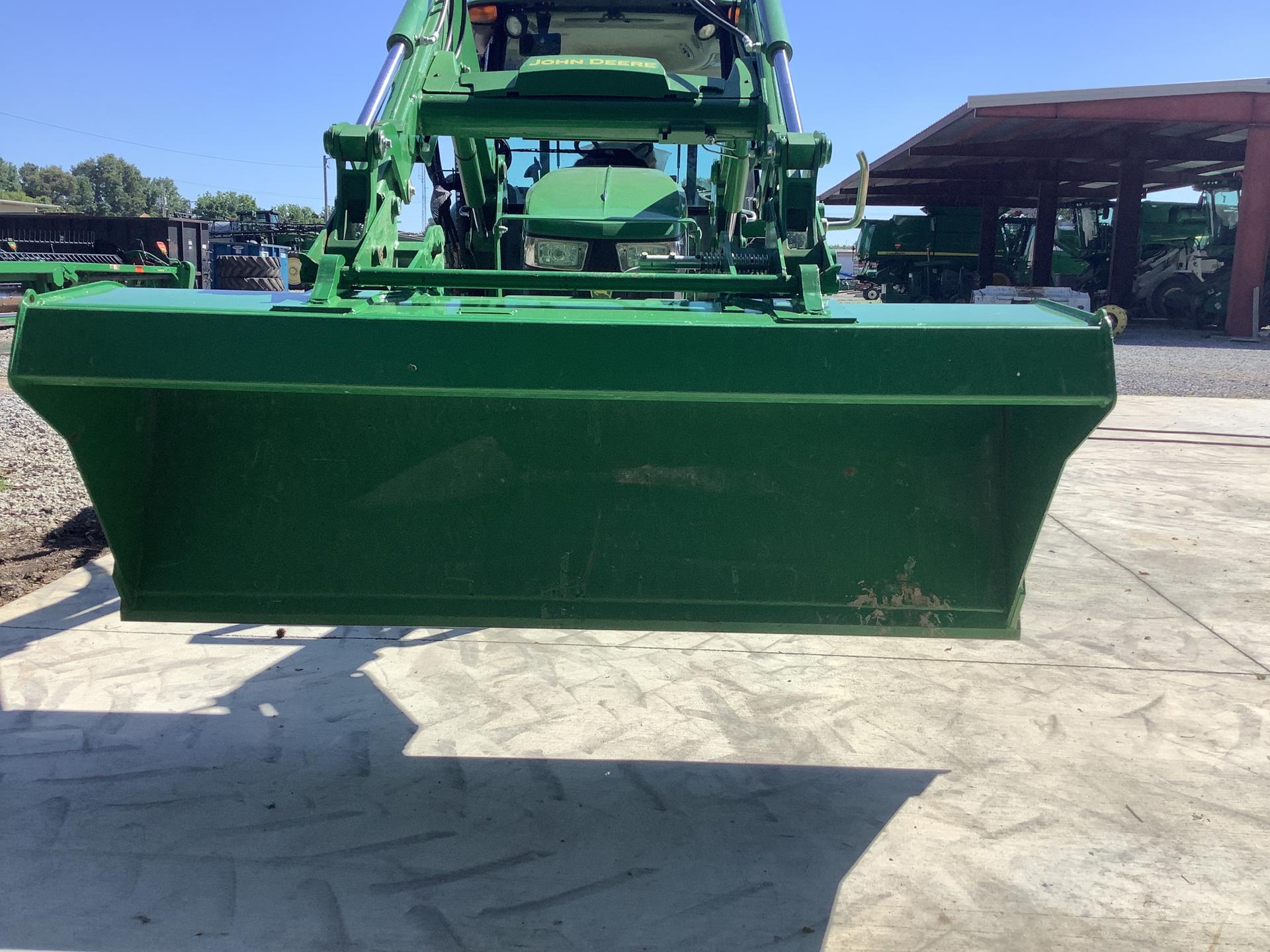 2022 John Deere 5055E