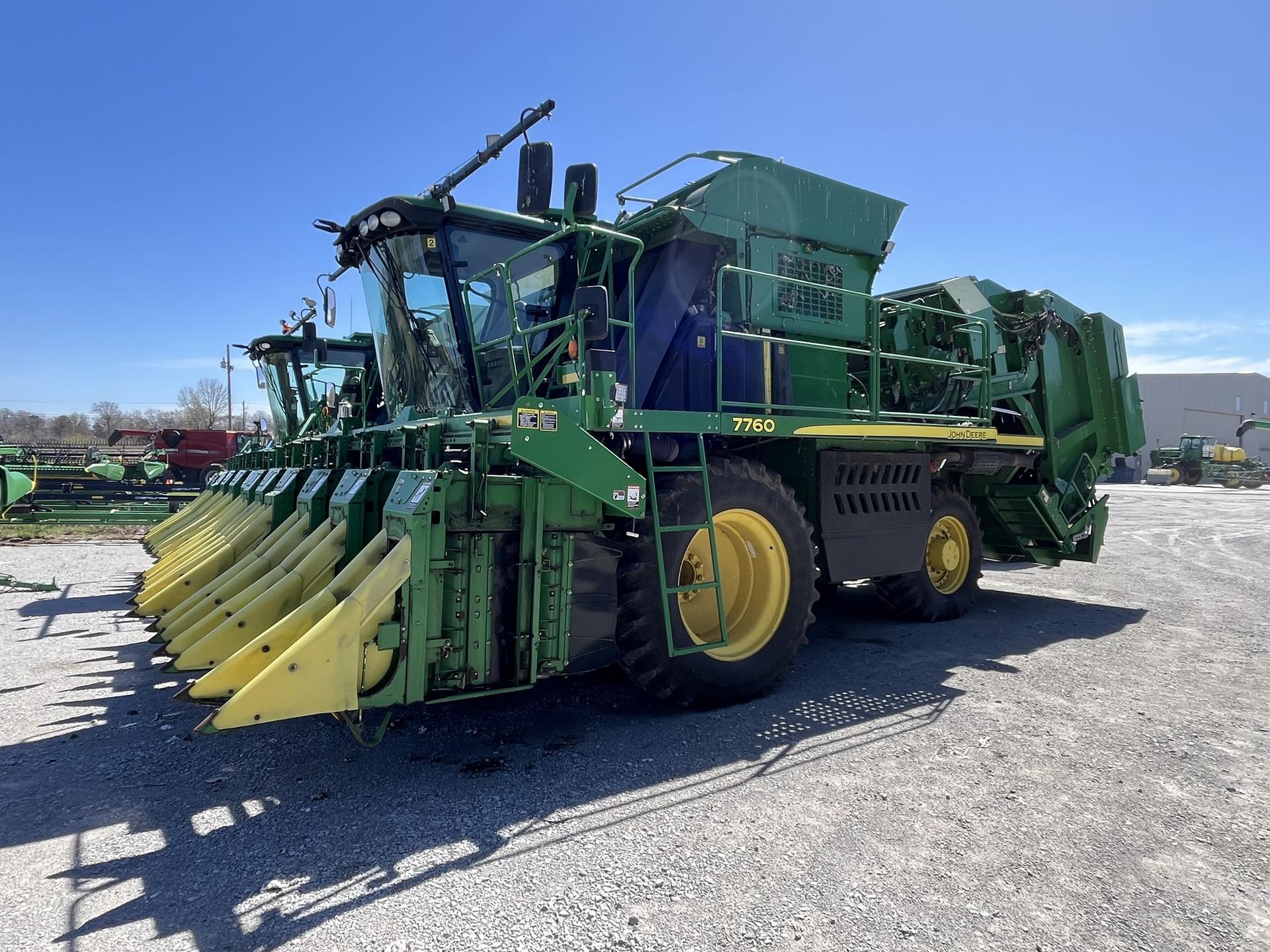 2011 John Deere 7760