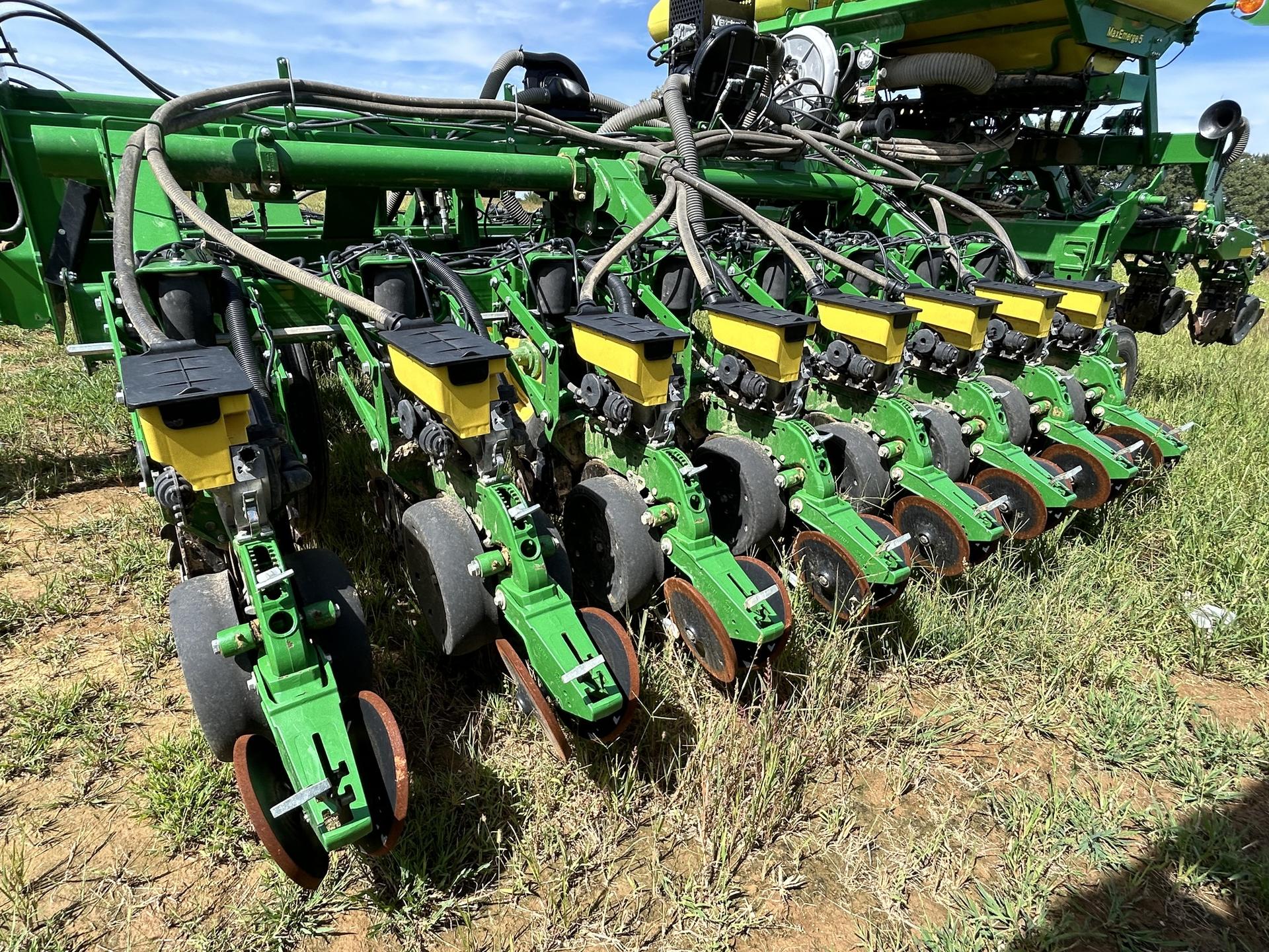 2019 John Deere 1795