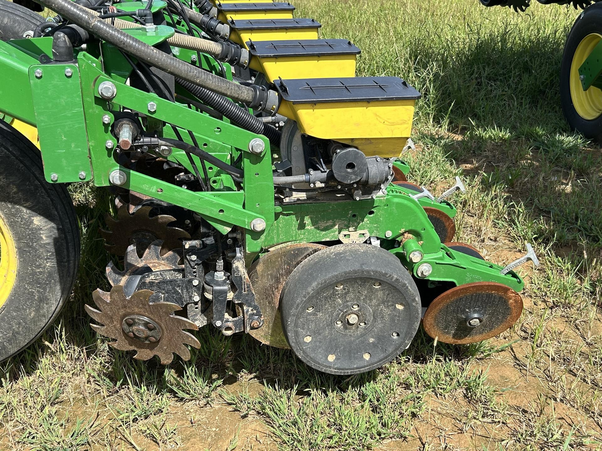 2018 John Deere 1795