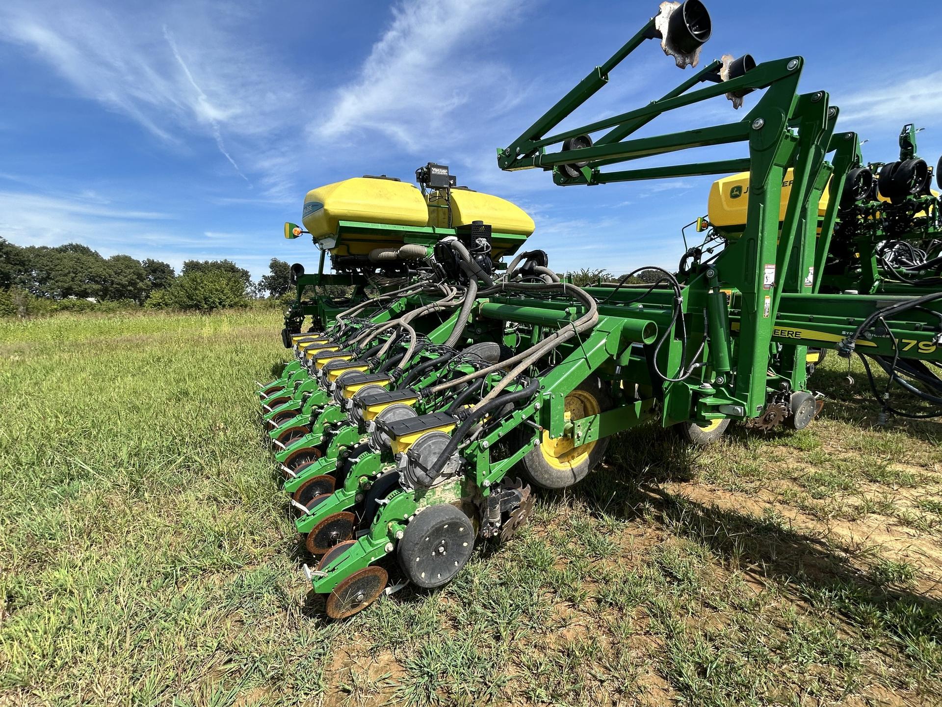 2018 John Deere 1795