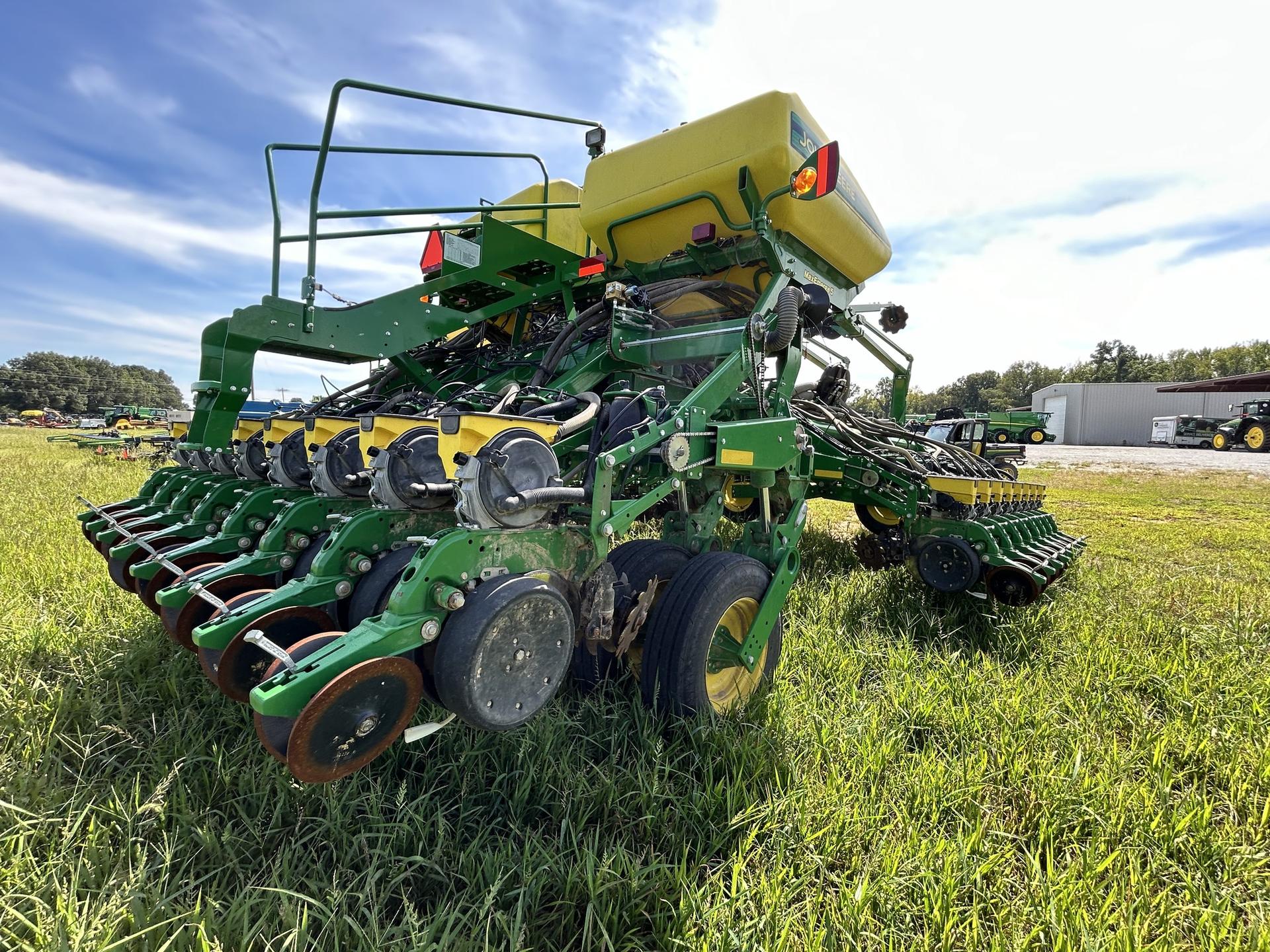 2019 John Deere 1795