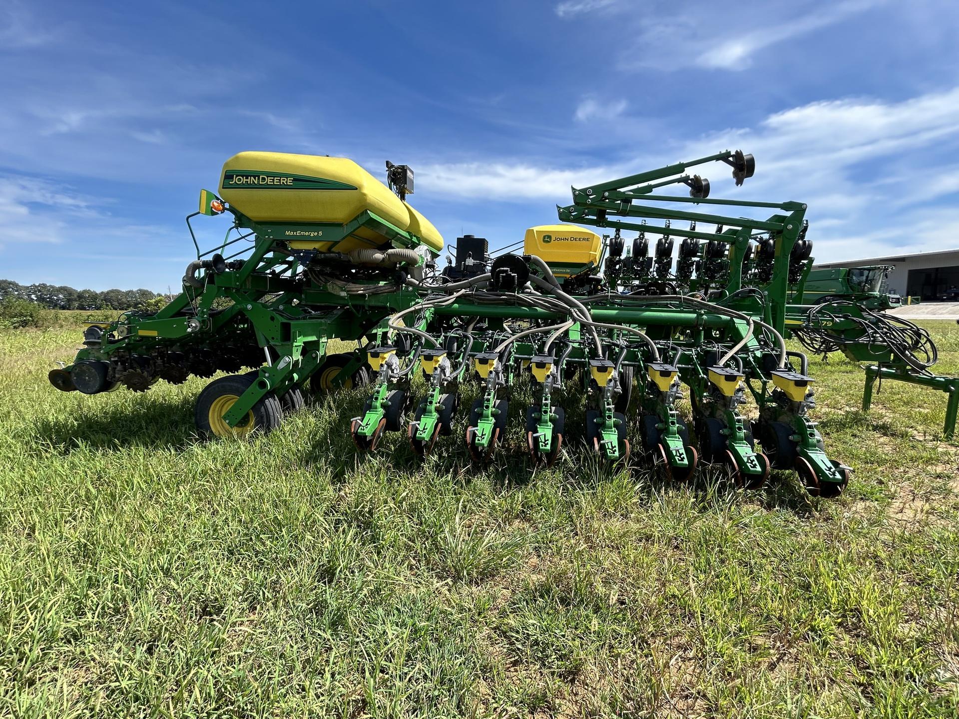 2019 John Deere 1795