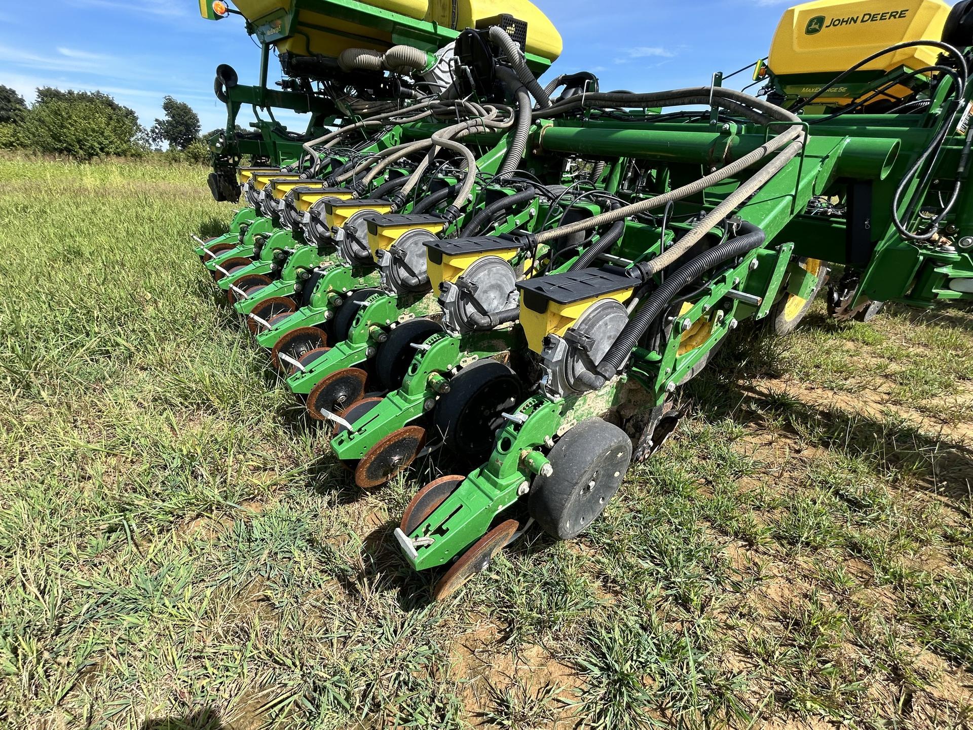 2019 John Deere 1795