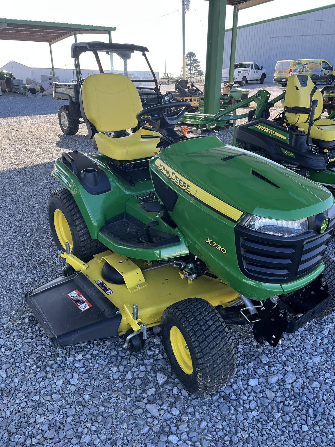 2018 John Deere X730 Image