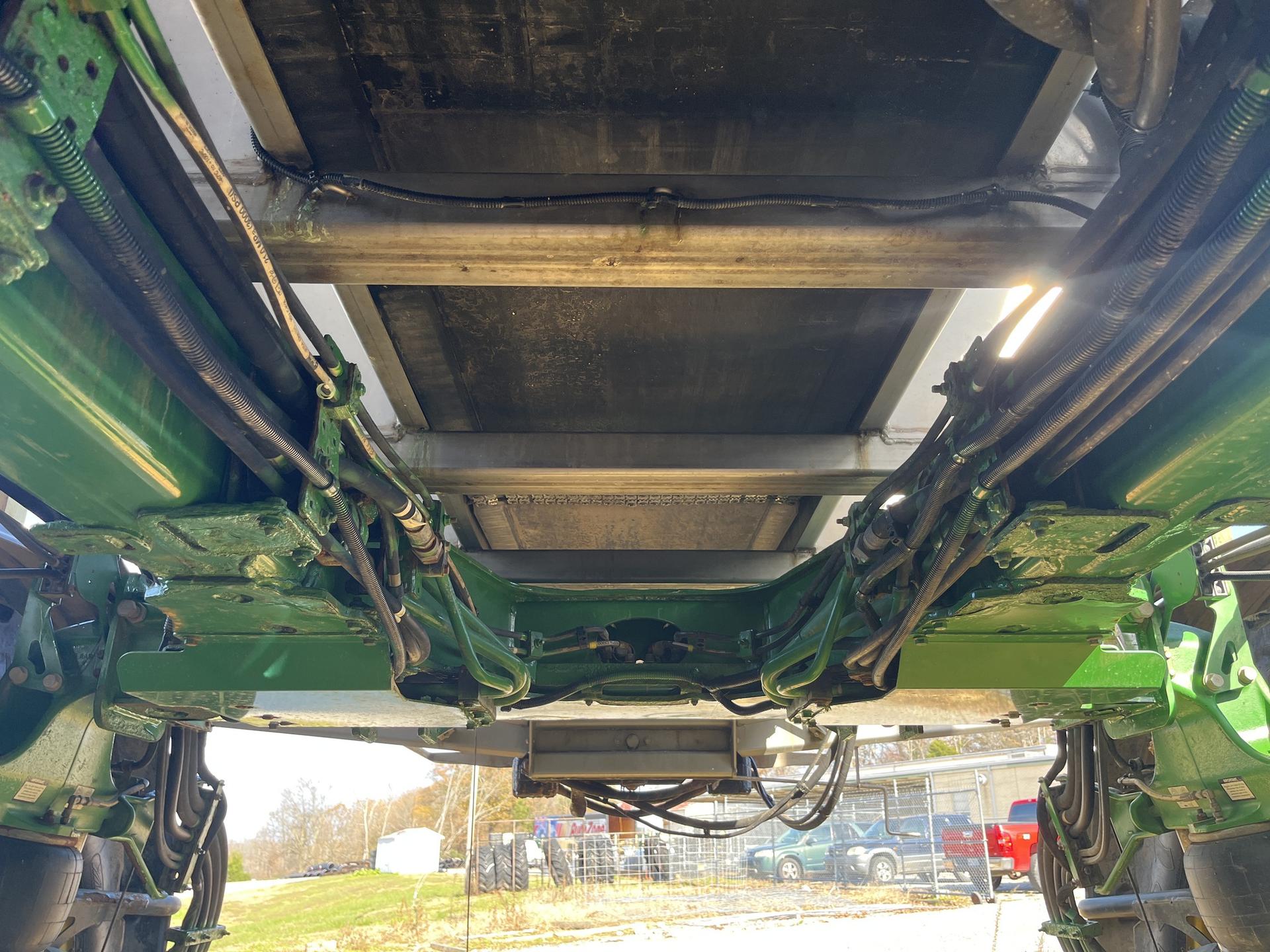 2019 John Deere R4038 Image