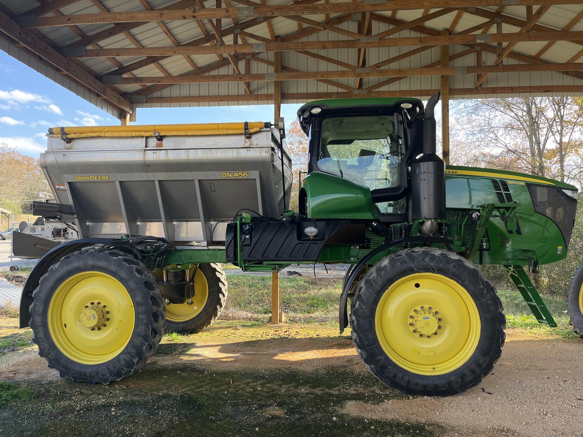 2019 John Deere R4038 Image