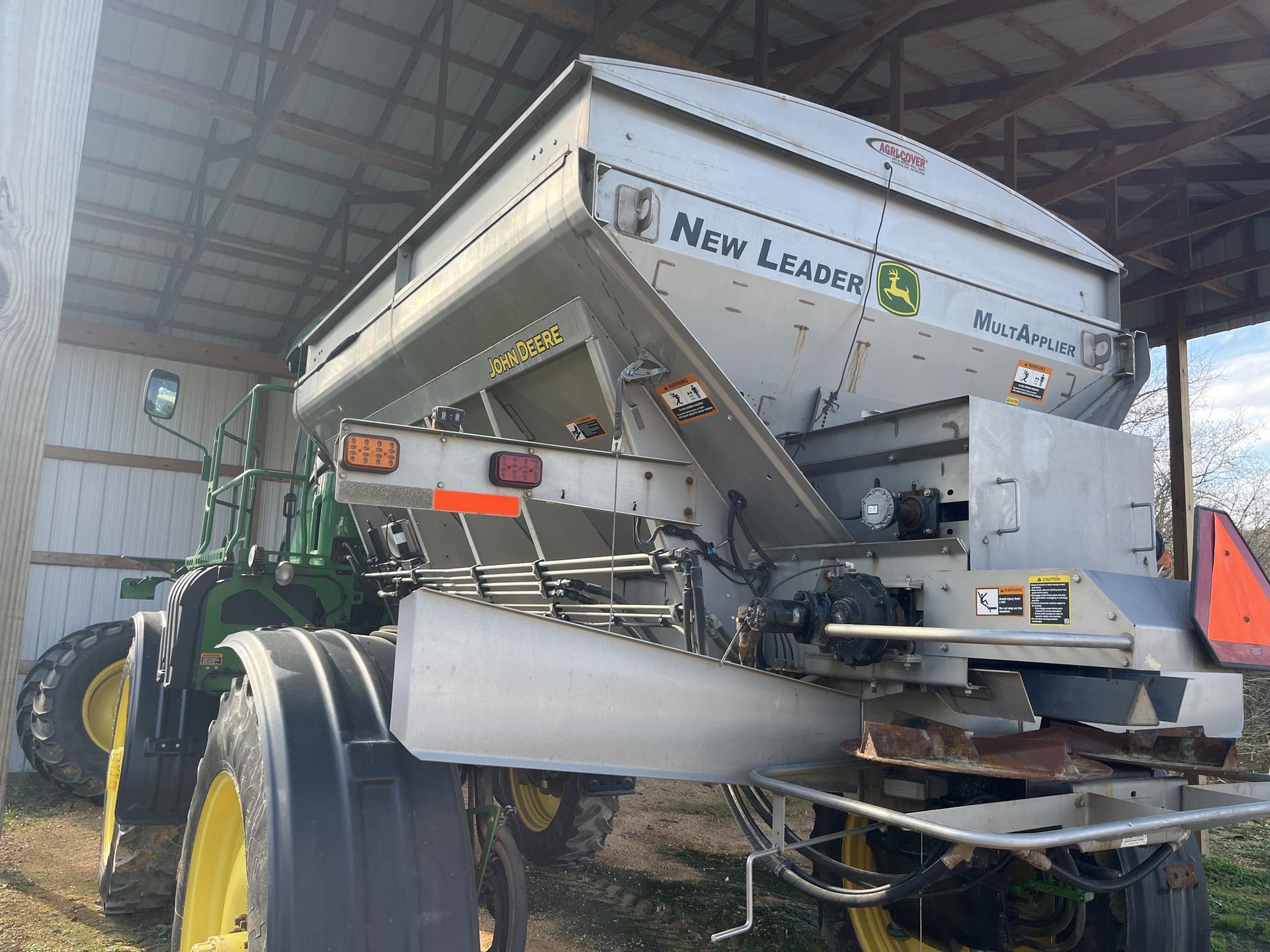 2019 John Deere R4038 Image