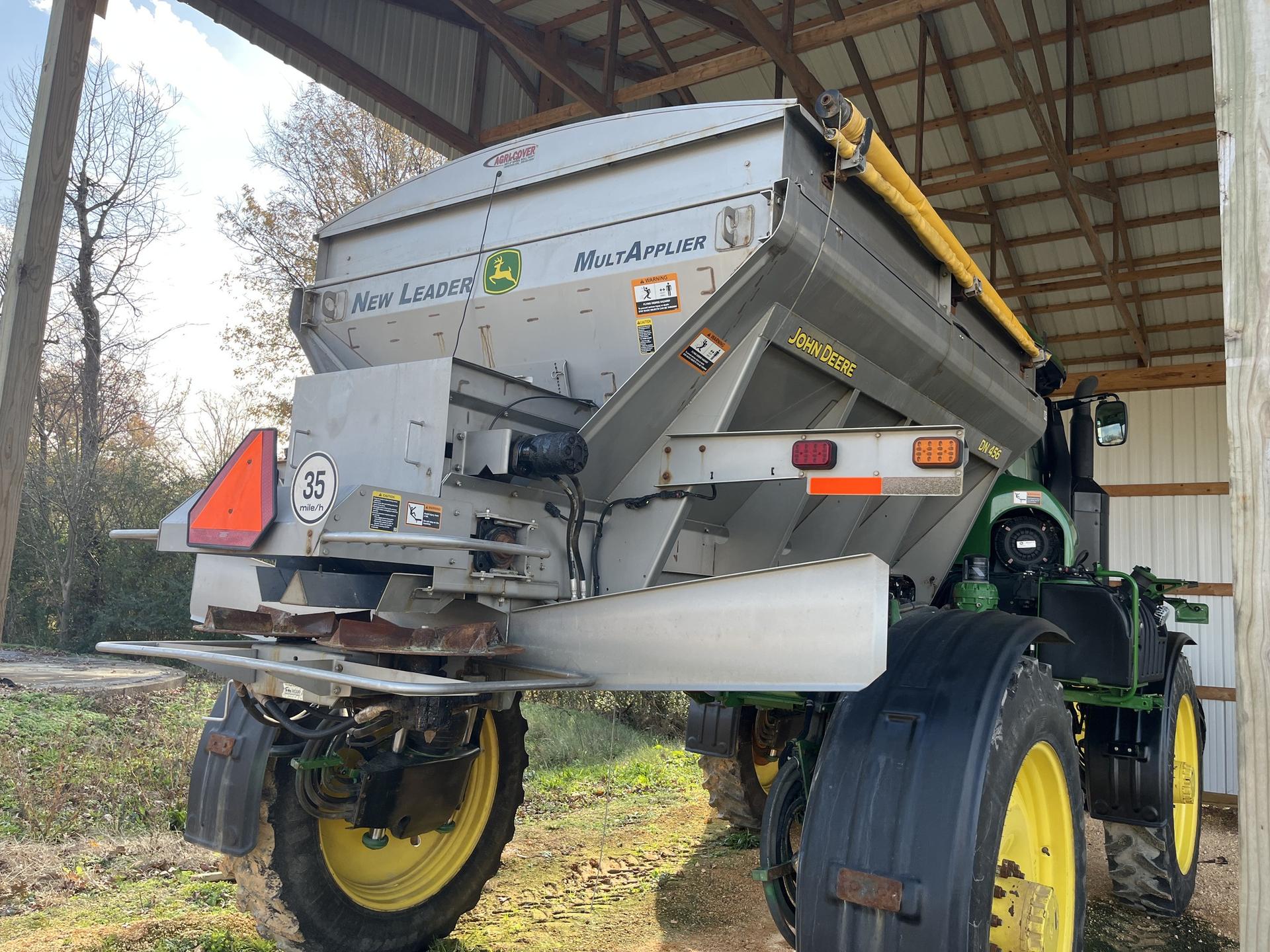 2019 John Deere R4038 Image