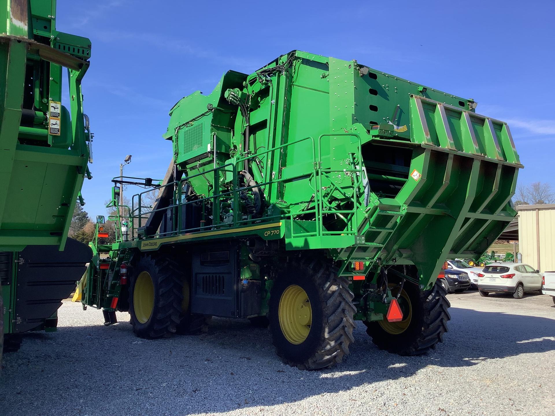 2022 John Deere CP770 Image