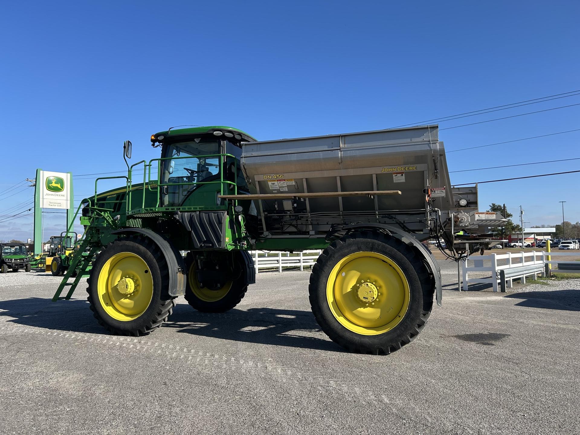 2018 John Deere R4038