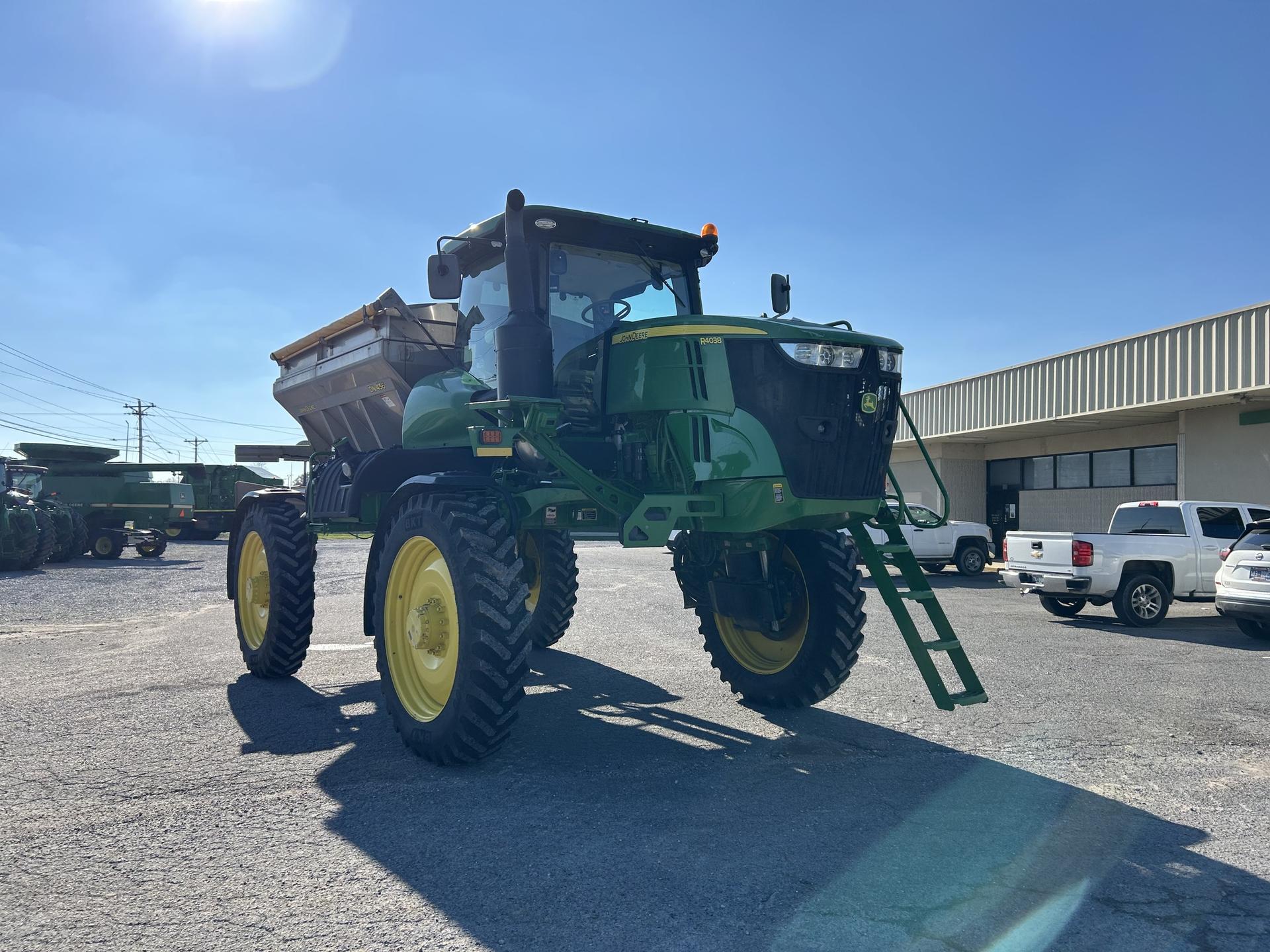 2018 John Deere R4038