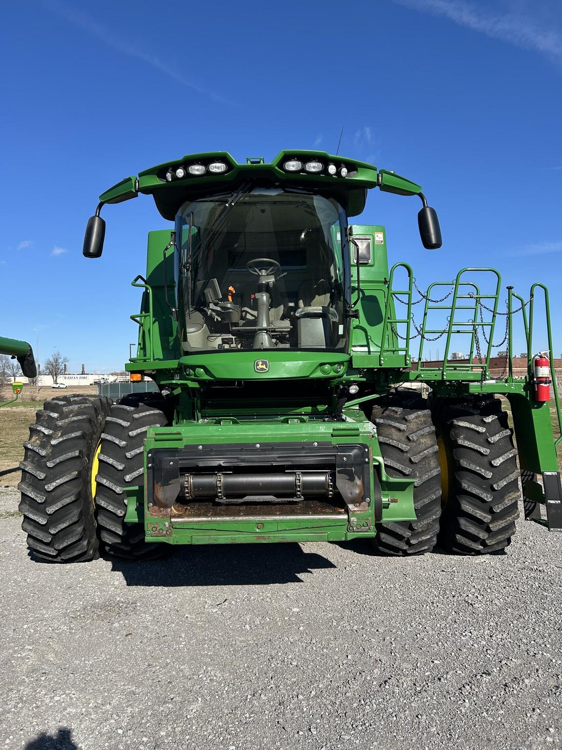 2021 John Deere S780 Image