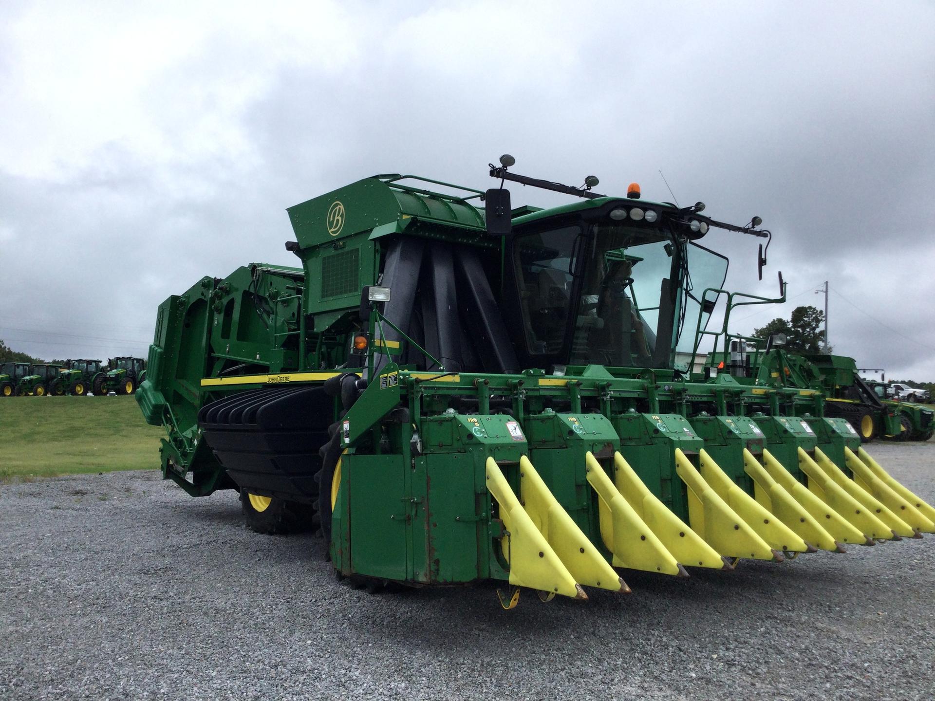 2016 John Deere CP690