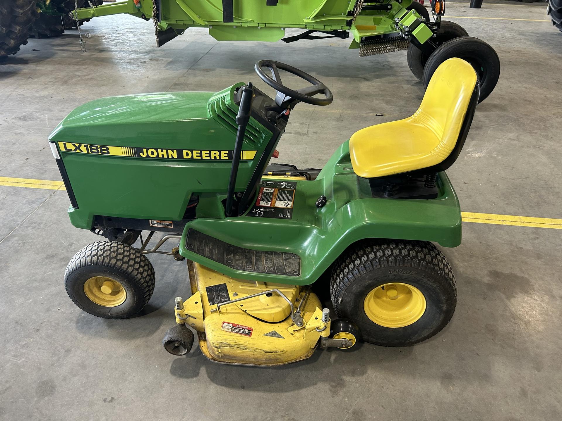 1997 John Deere LX188