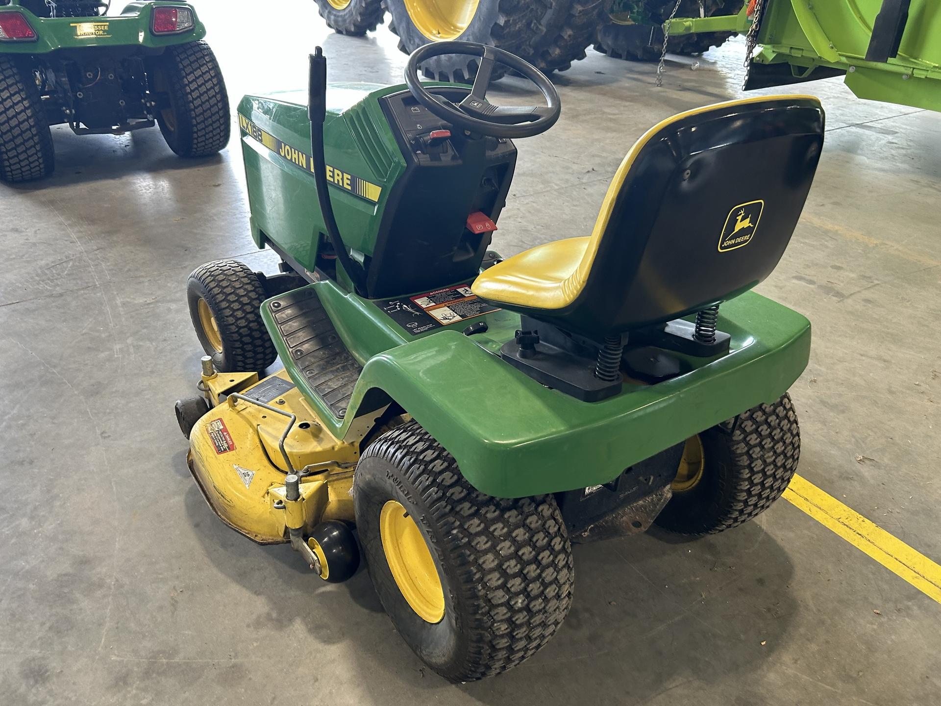 1997 John Deere LX188