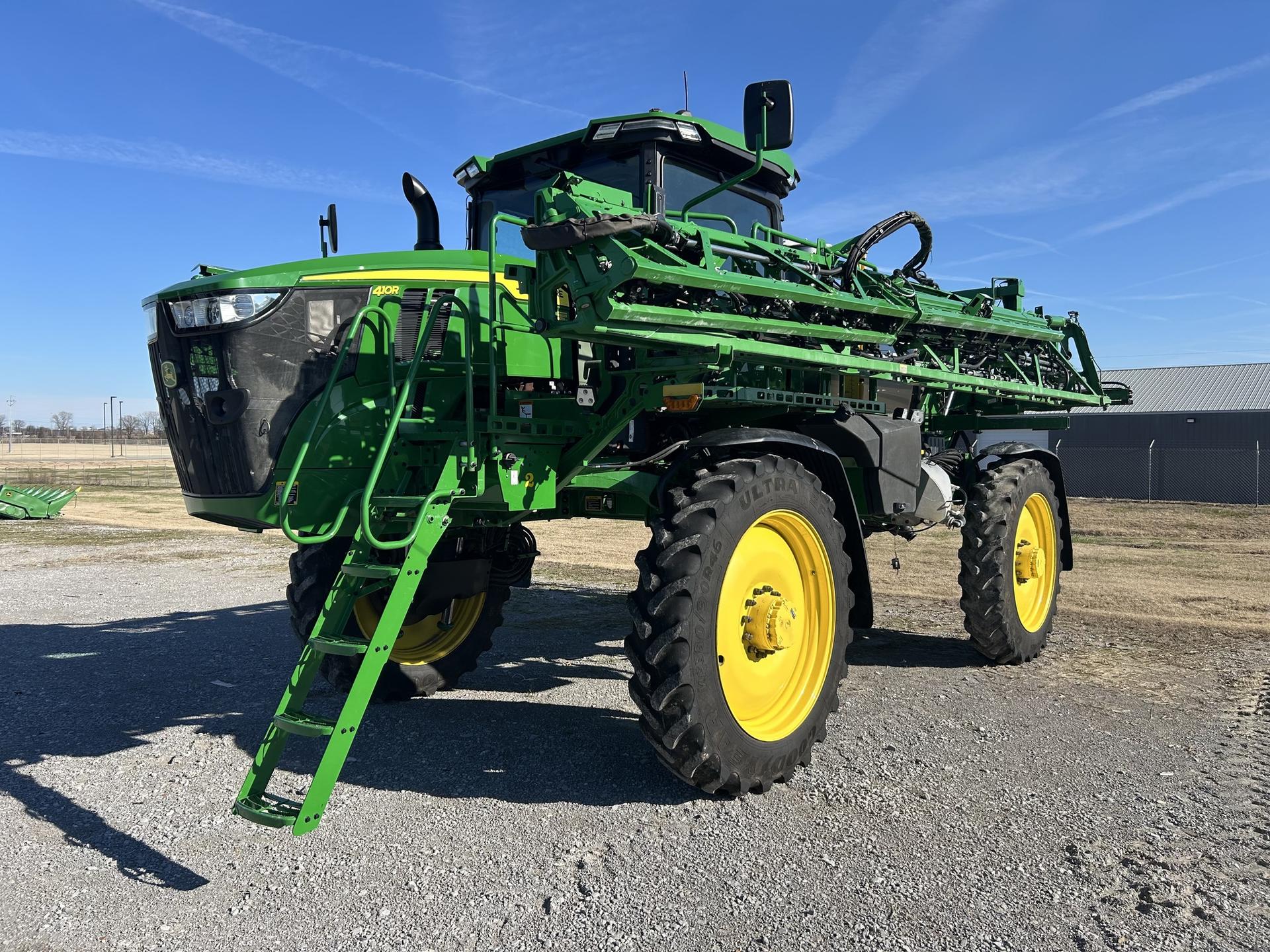 2024 John Deere 410R Image