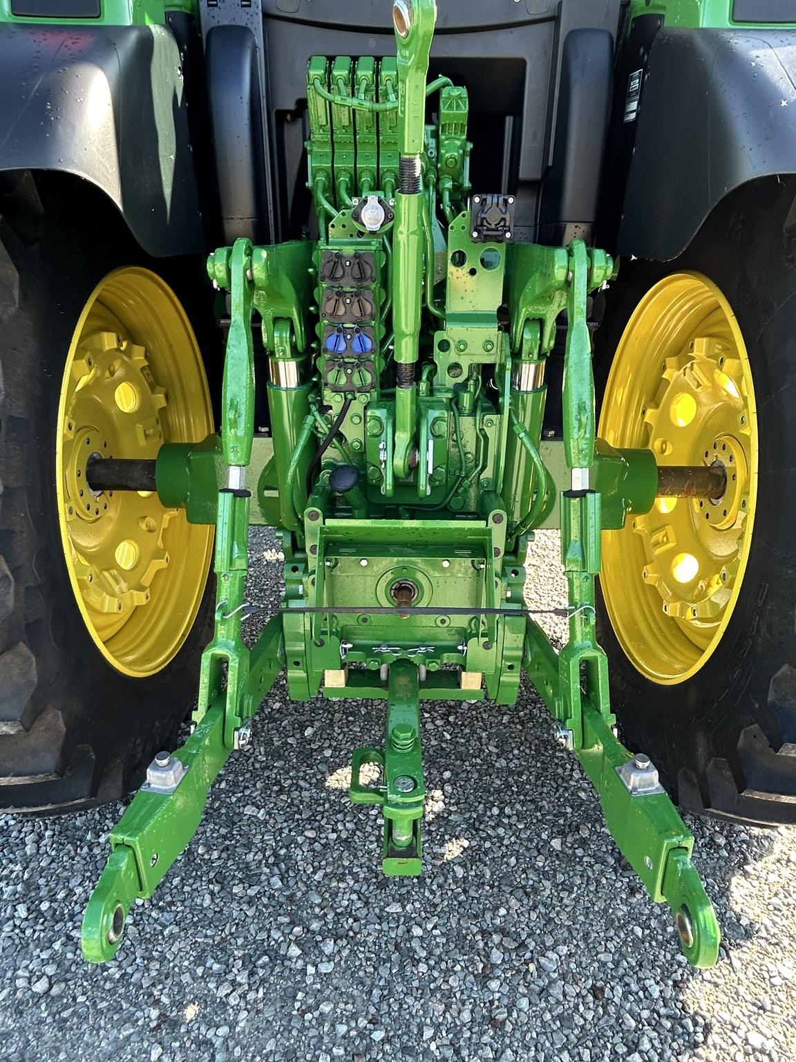 2023 John Deere 6R 175 Image